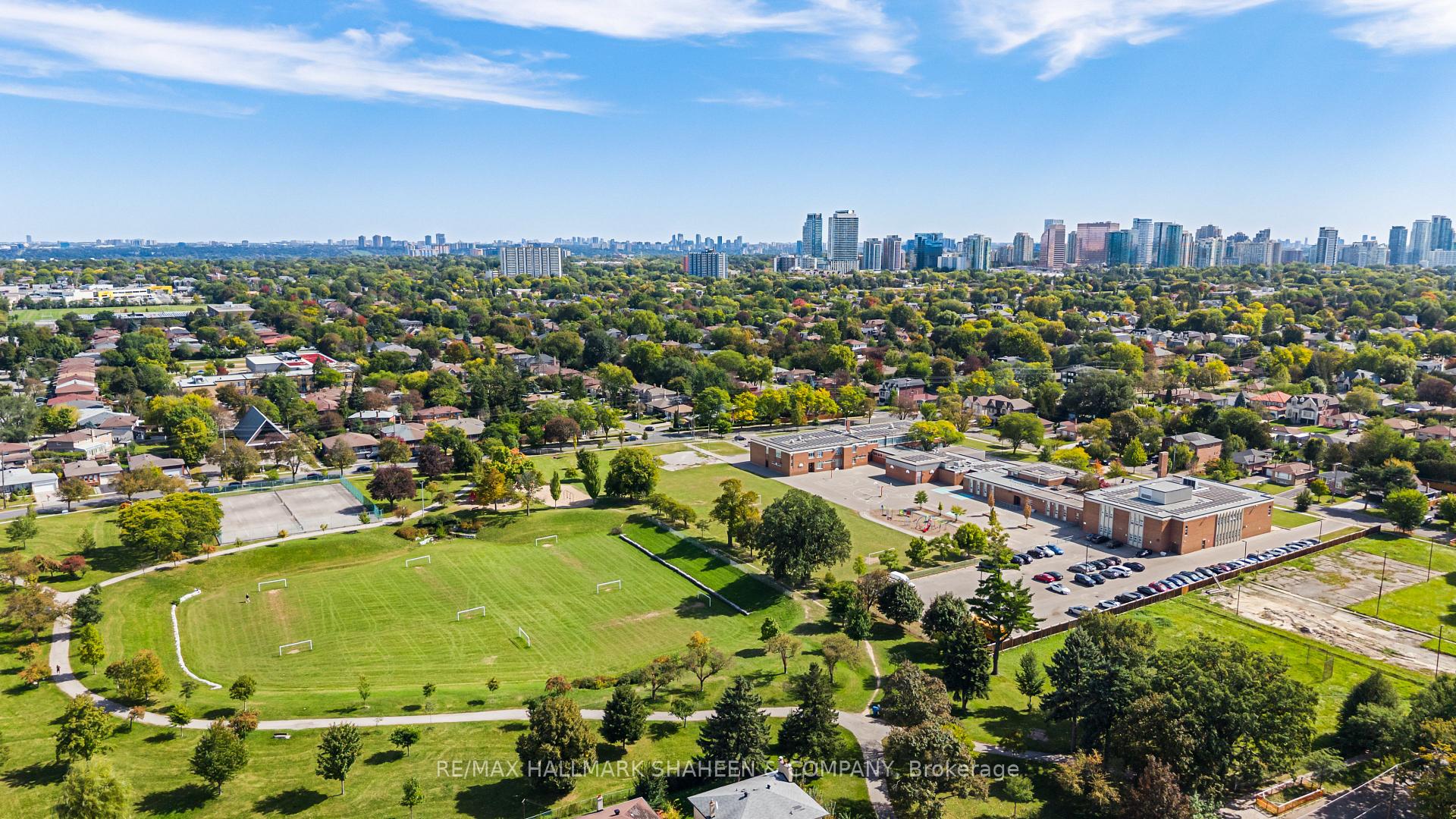 Photo 47 of 44 Elise Terrace, North York, Newtonbrook West — HOMEH