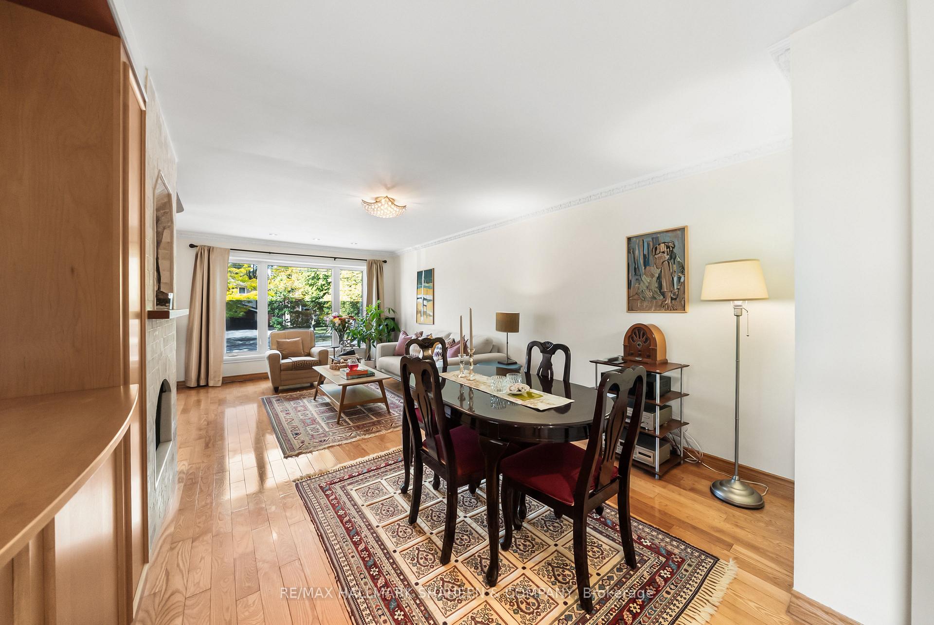 Photo 11 of 44 Elise Terrace, North York, Newtonbrook West — HOMEH