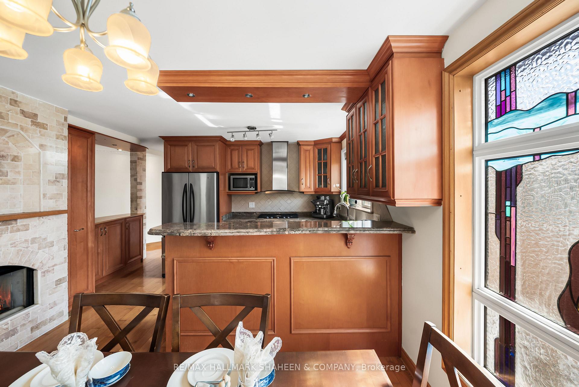 Photo 20 of 44 Elise Terrace, North York, Newtonbrook West — HOMEH