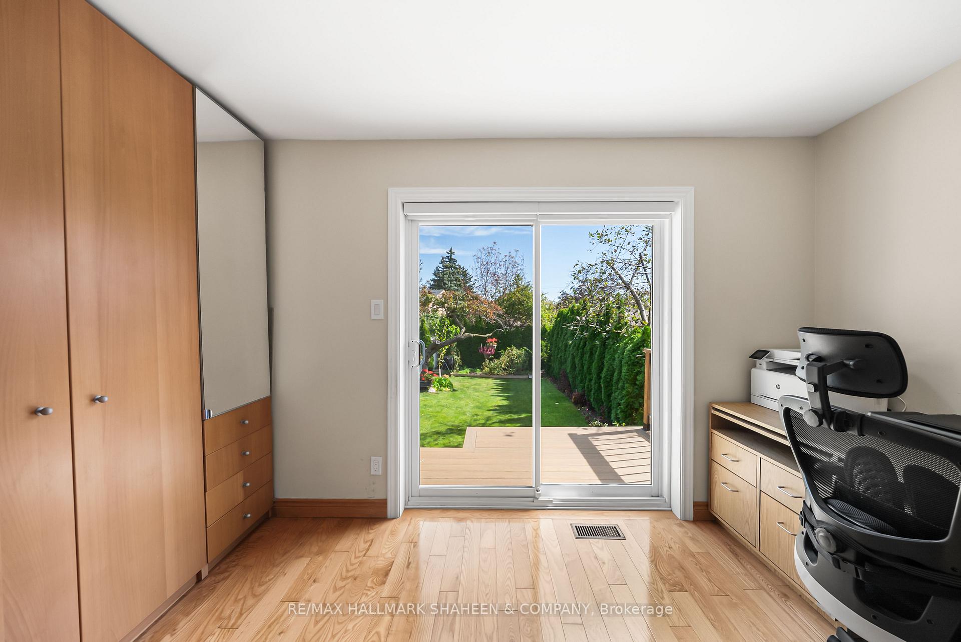 Photo 29 of 44 Elise Terrace, North York, Newtonbrook West — HOMEH