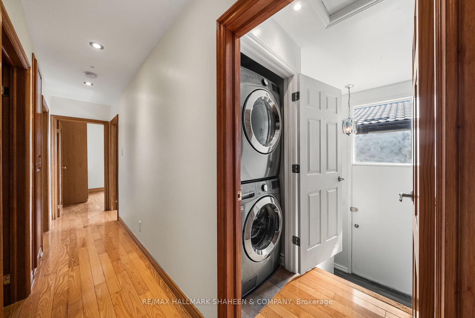 Photo 30 of 44 Elise Terrace, North York, Newtonbrook West — HOMEH