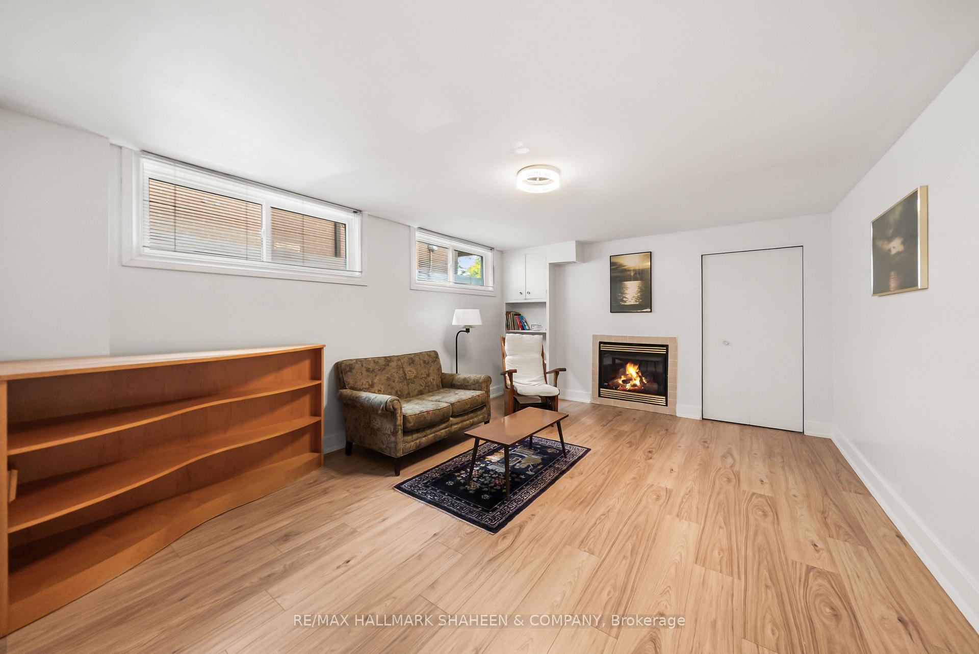 Photo 32 of 44 Elise Terrace, North York, Newtonbrook West — HOMEH