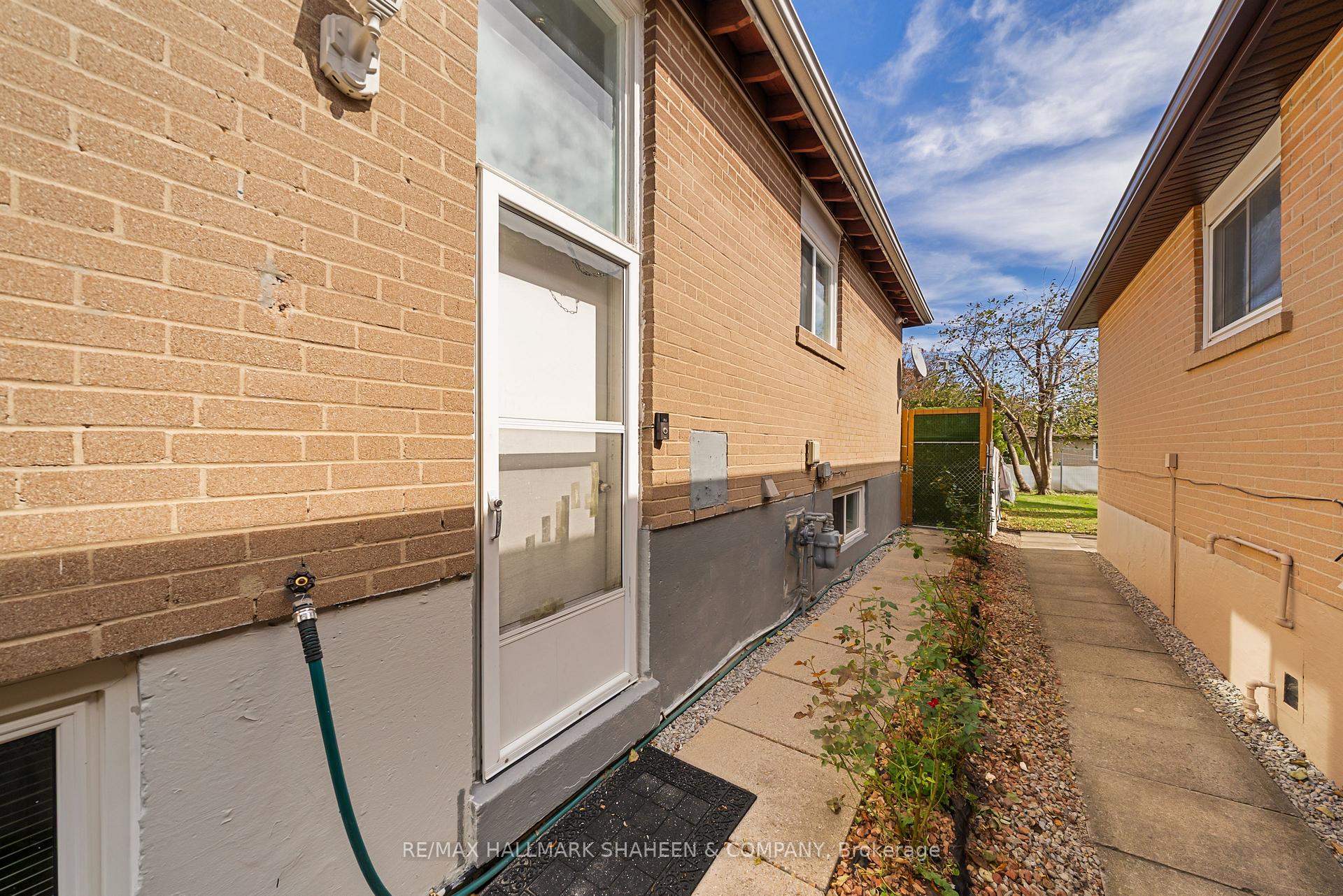 Photo 40 of 44 Elise Terrace, North York, Newtonbrook West — HOMEH