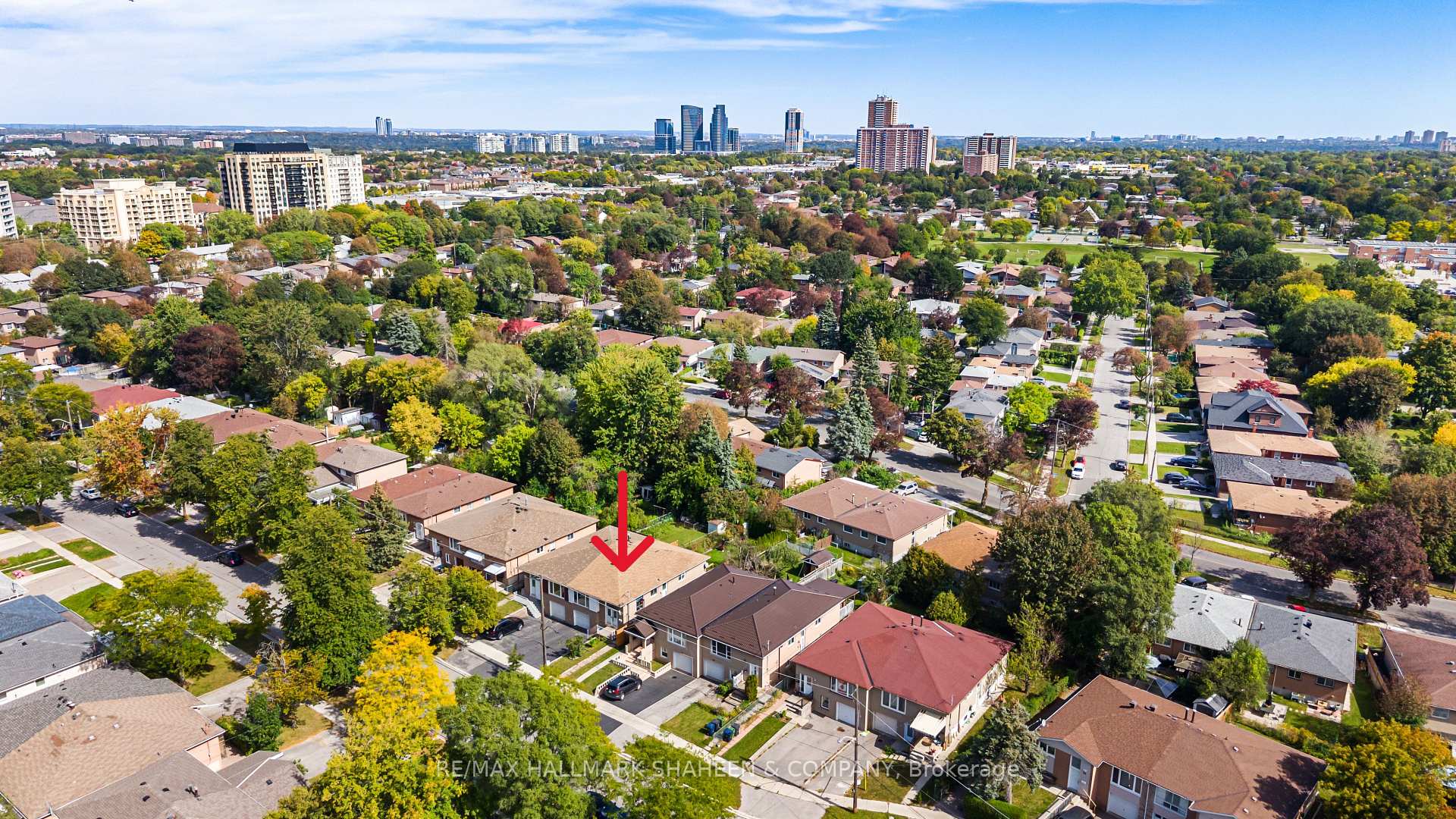 Photo 8 of 44 Elise Terrace, North York, Newtonbrook West — HOMEH