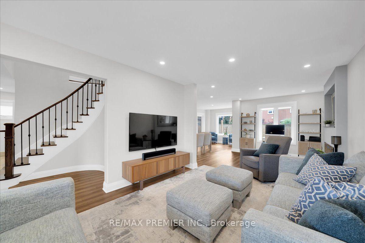 Photo 7 of 23 Berrydown Drive, Caledon, Bolton East — HOMEH