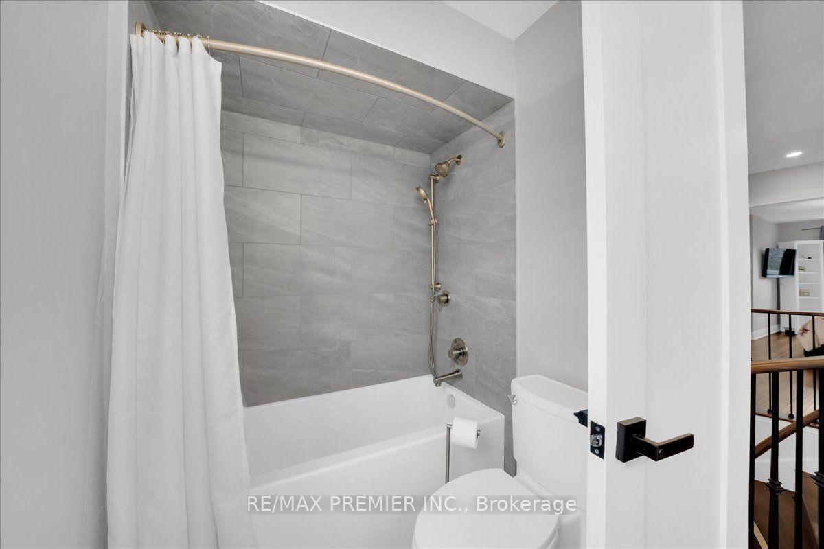Photo 30 of 23 Berrydown Drive, Caledon, Bolton East — HOMEH