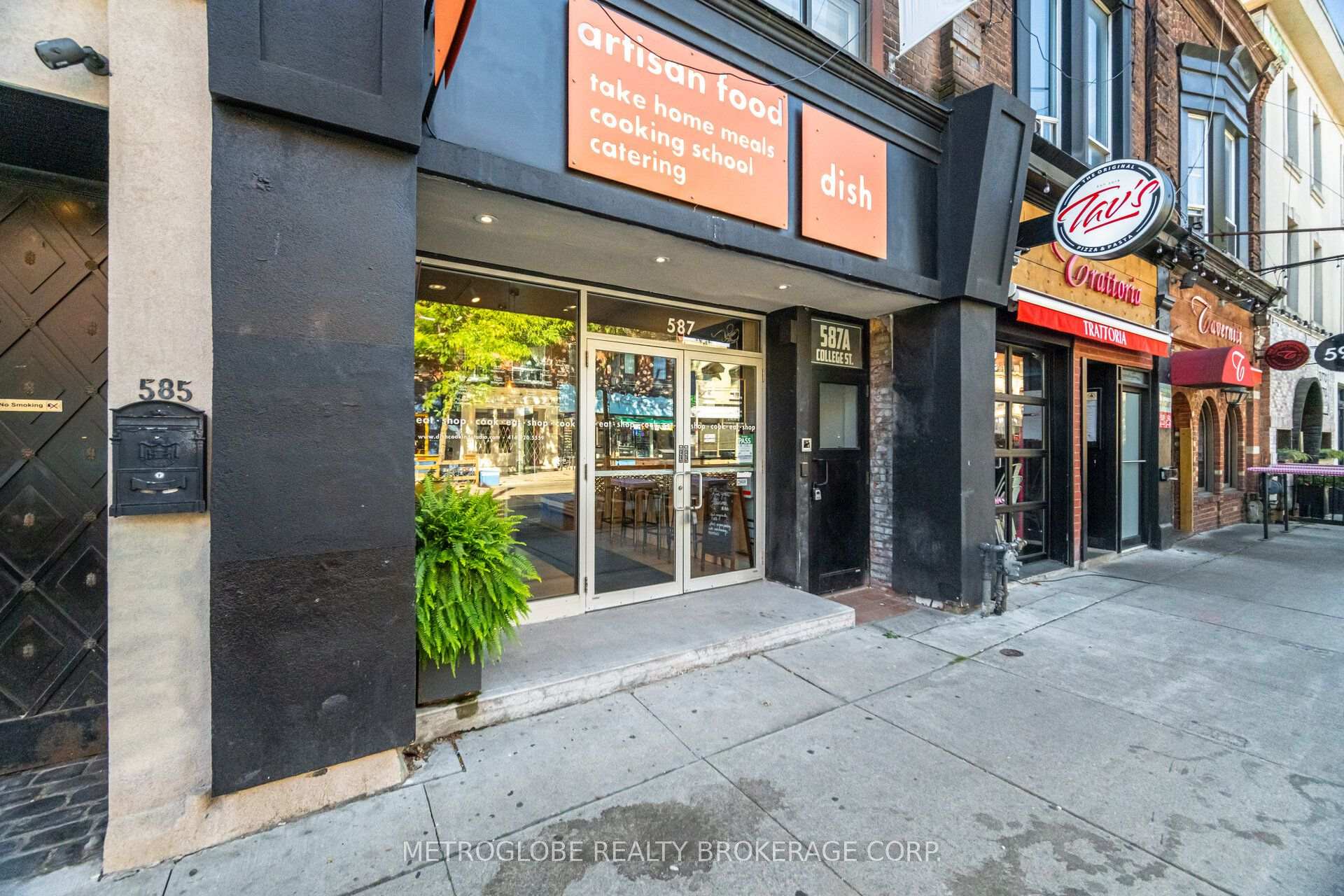 Photo 3 of 587-589 College Street, Toronto, Trinity-Bellwoods — HOMEH