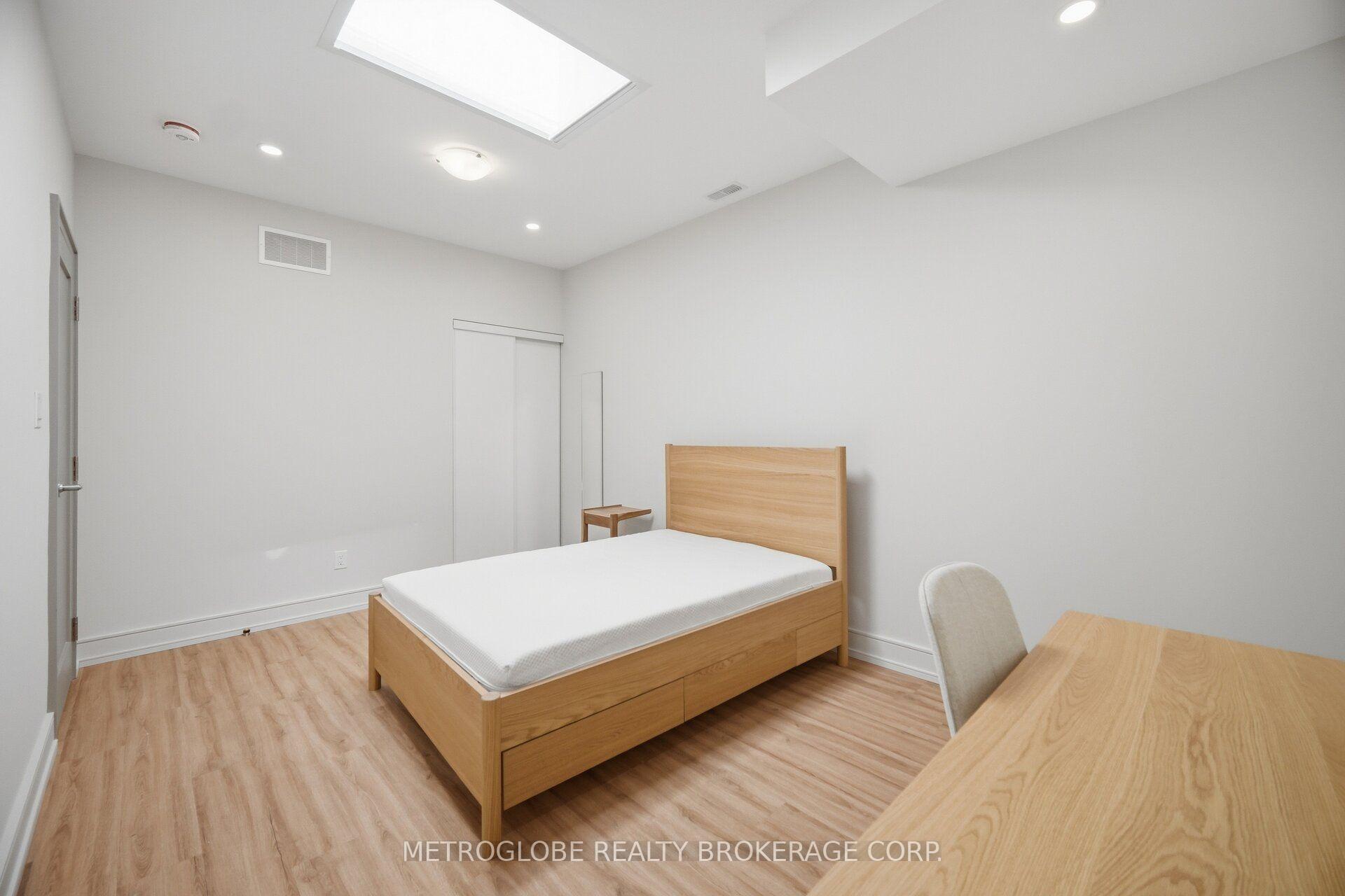 Photo 35 of 587-589 College Street, Toronto, Trinity-Bellwoods — HOMEH