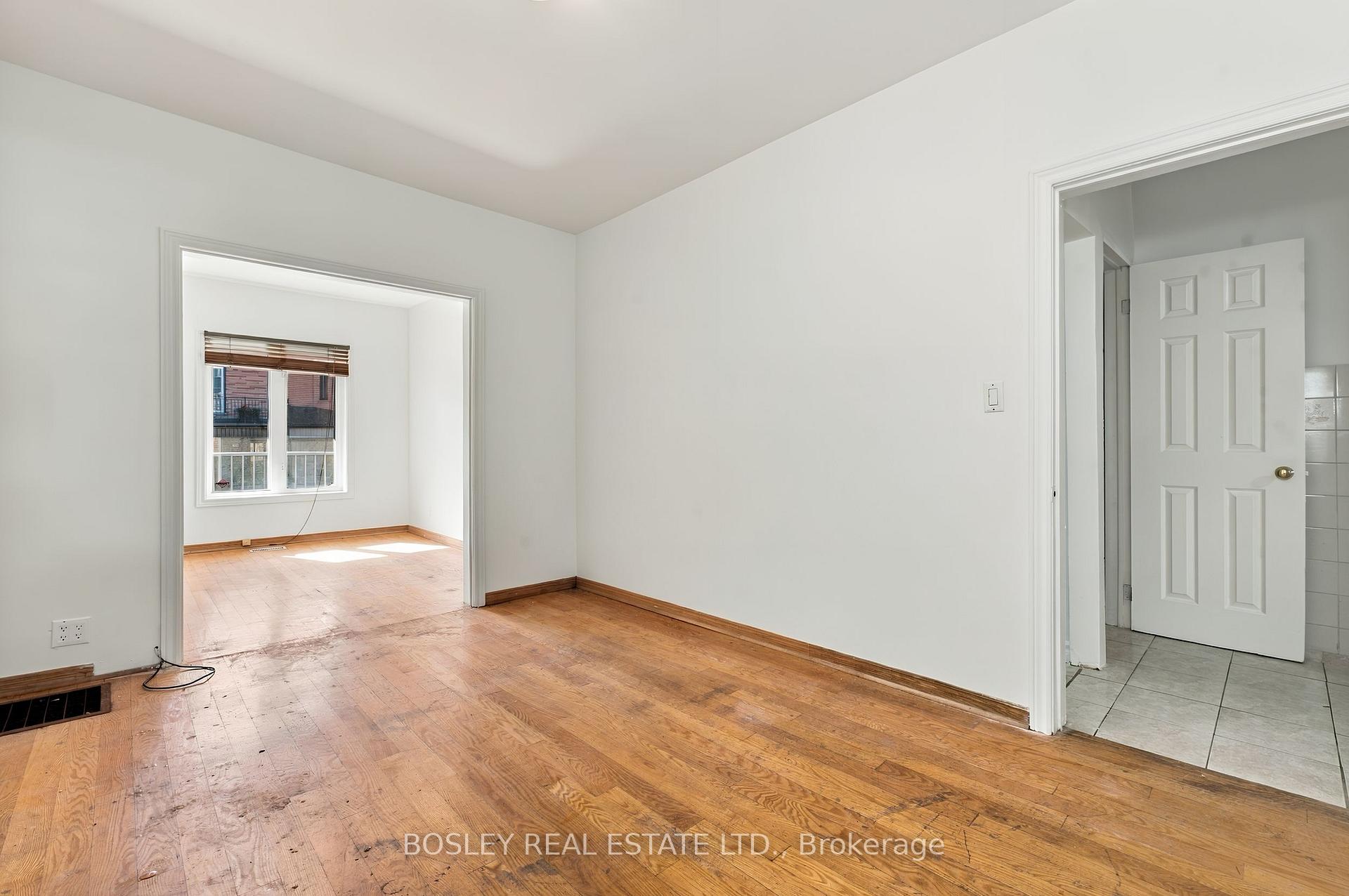 Photo 10 of 371 Brock Avenue, Toronto, Dufferin Grove — HOMEH