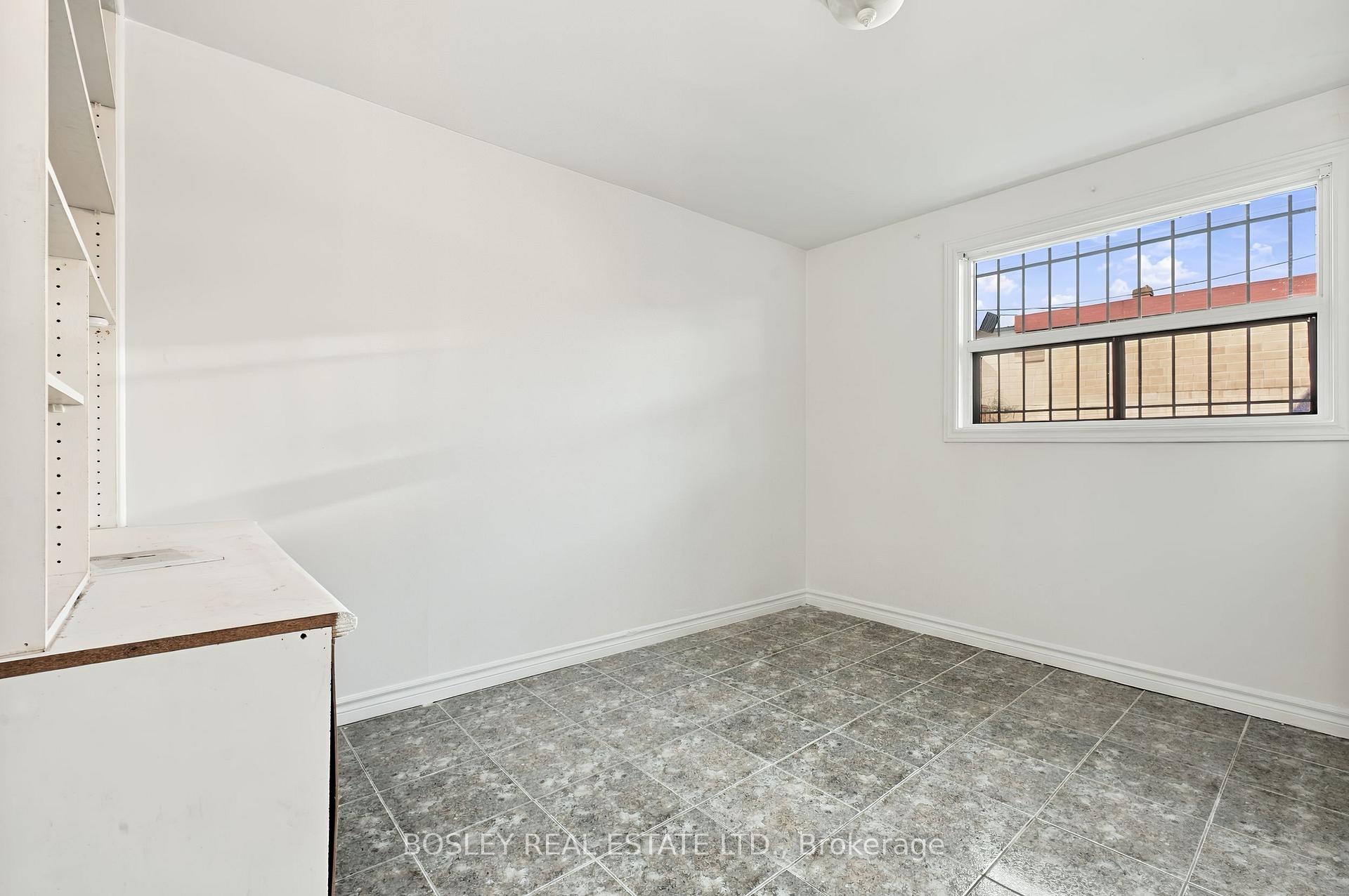 Photo 15 of 371 Brock Avenue, Toronto, Dufferin Grove — HOMEH