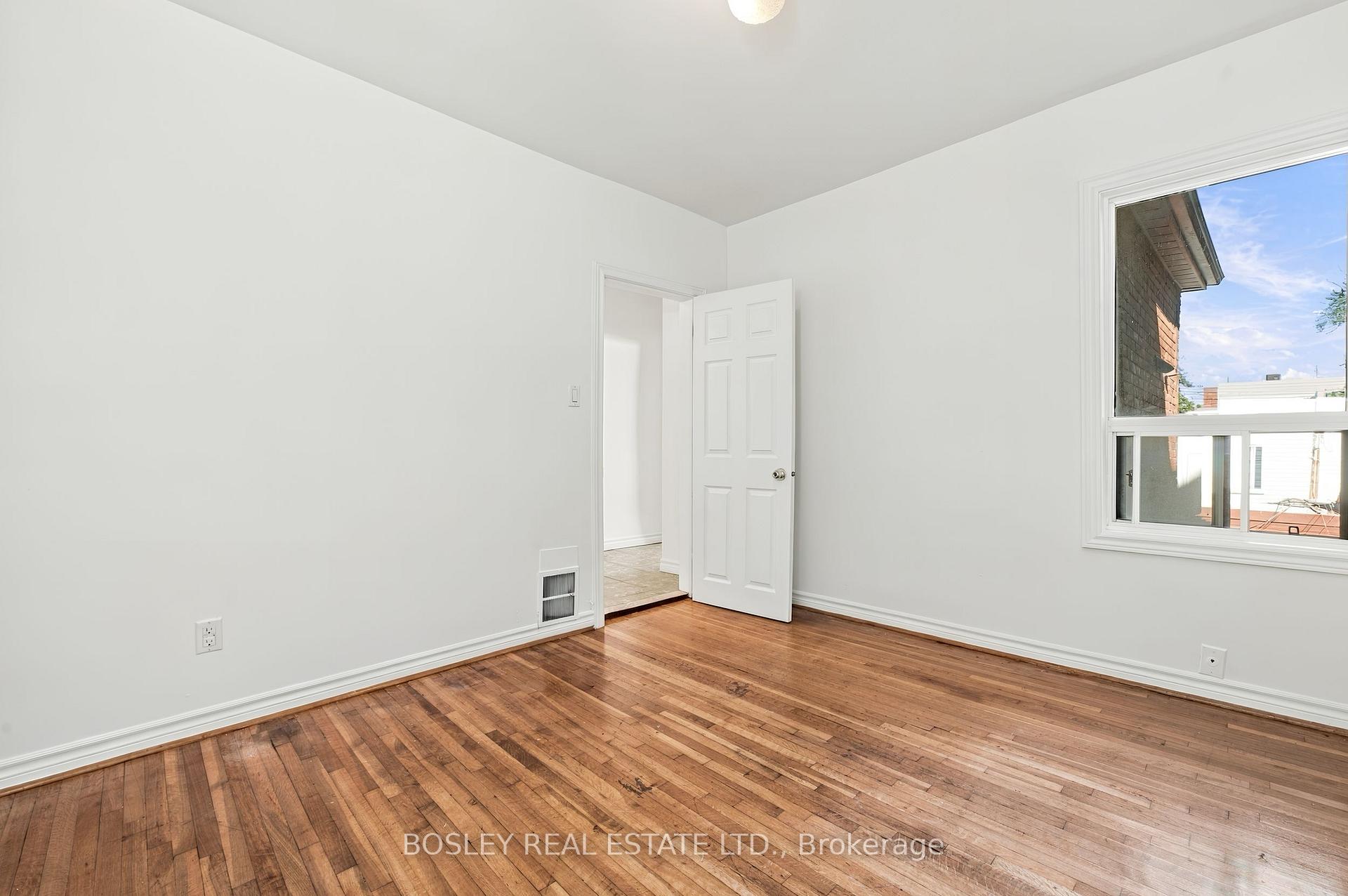 Photo 23 of 371 Brock Avenue, Toronto, Dufferin Grove — HOMEH