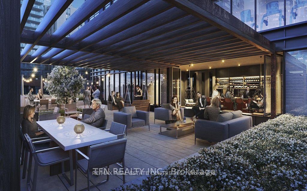 Photo 2 of Unit 1808, 327 King Street, Toronto, Waterfront Communities — HOMEH