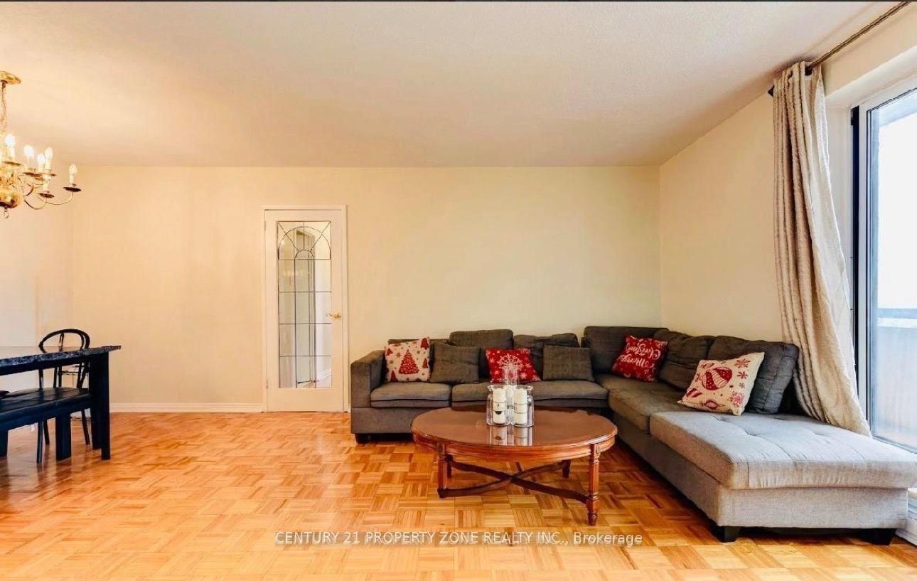 Photo 15 of Unit 907, 3025 Queen Frederica Drive E, Mississauga, Applewood — HOMEH