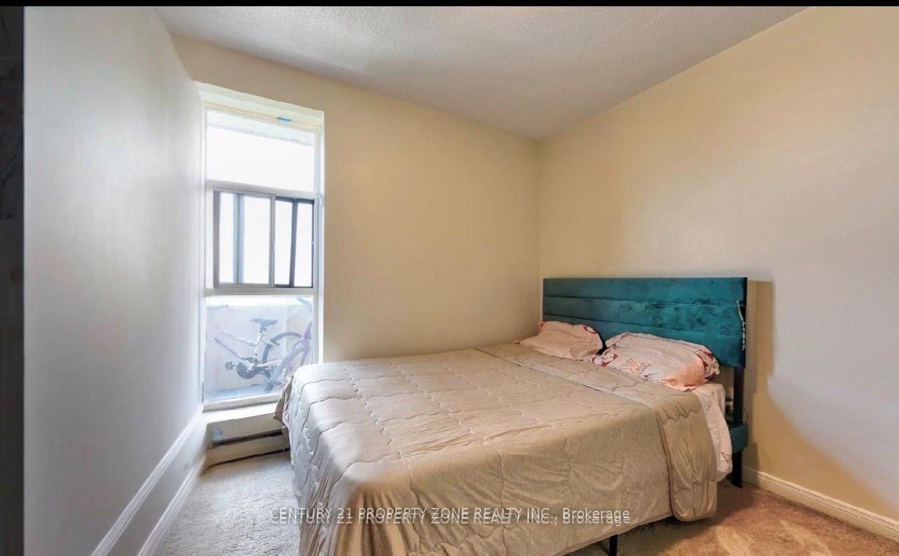 Photo 21 of Unit 907, 3025 Queen Frederica Drive E, Mississauga, Applewood — HOMEH