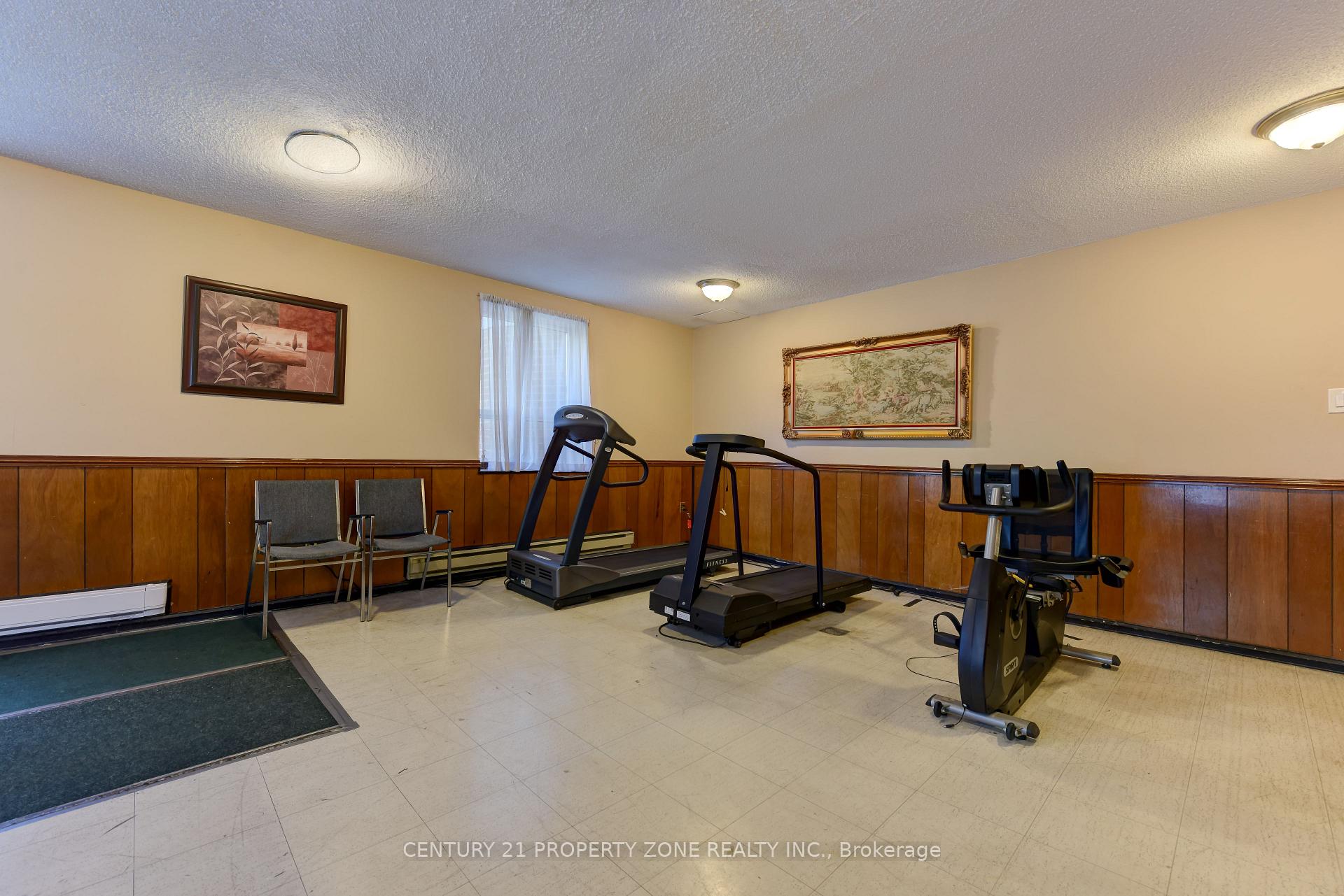 Photo 32 of Unit 907, 3025 Queen Frederica Drive E, Mississauga, Applewood — HOMEH