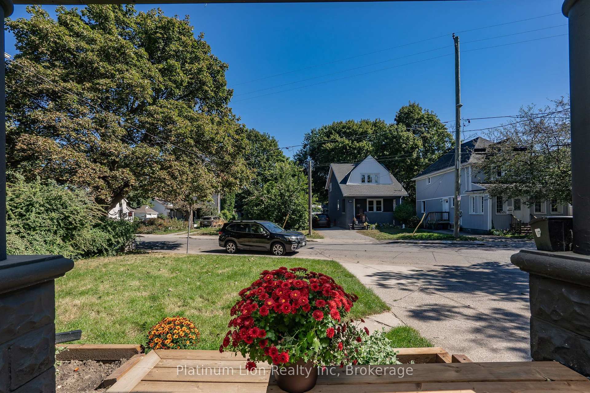 Photo 4 of 69 York Street, St. Catharines, Downtown — HOMEH