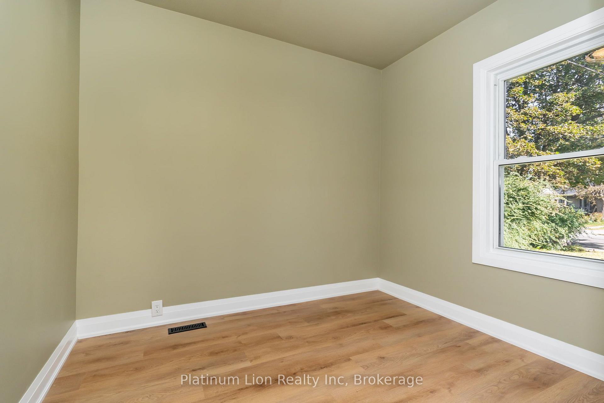 Photo 15 of 69 York Street, St. Catharines, Downtown — HOMEH