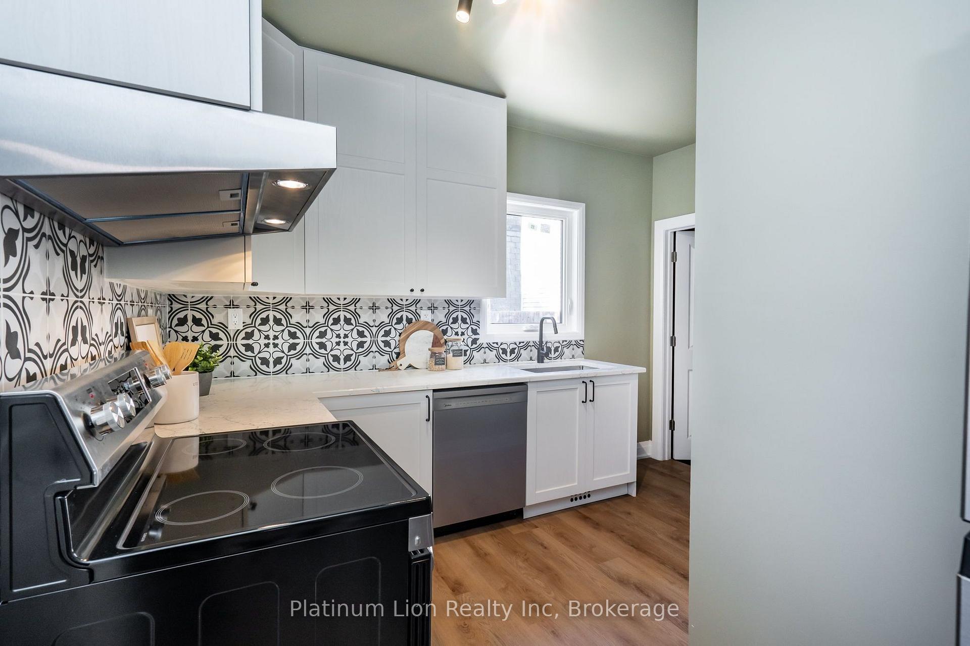 Photo 21 of 69 York Street, St. Catharines, Downtown — HOMEH