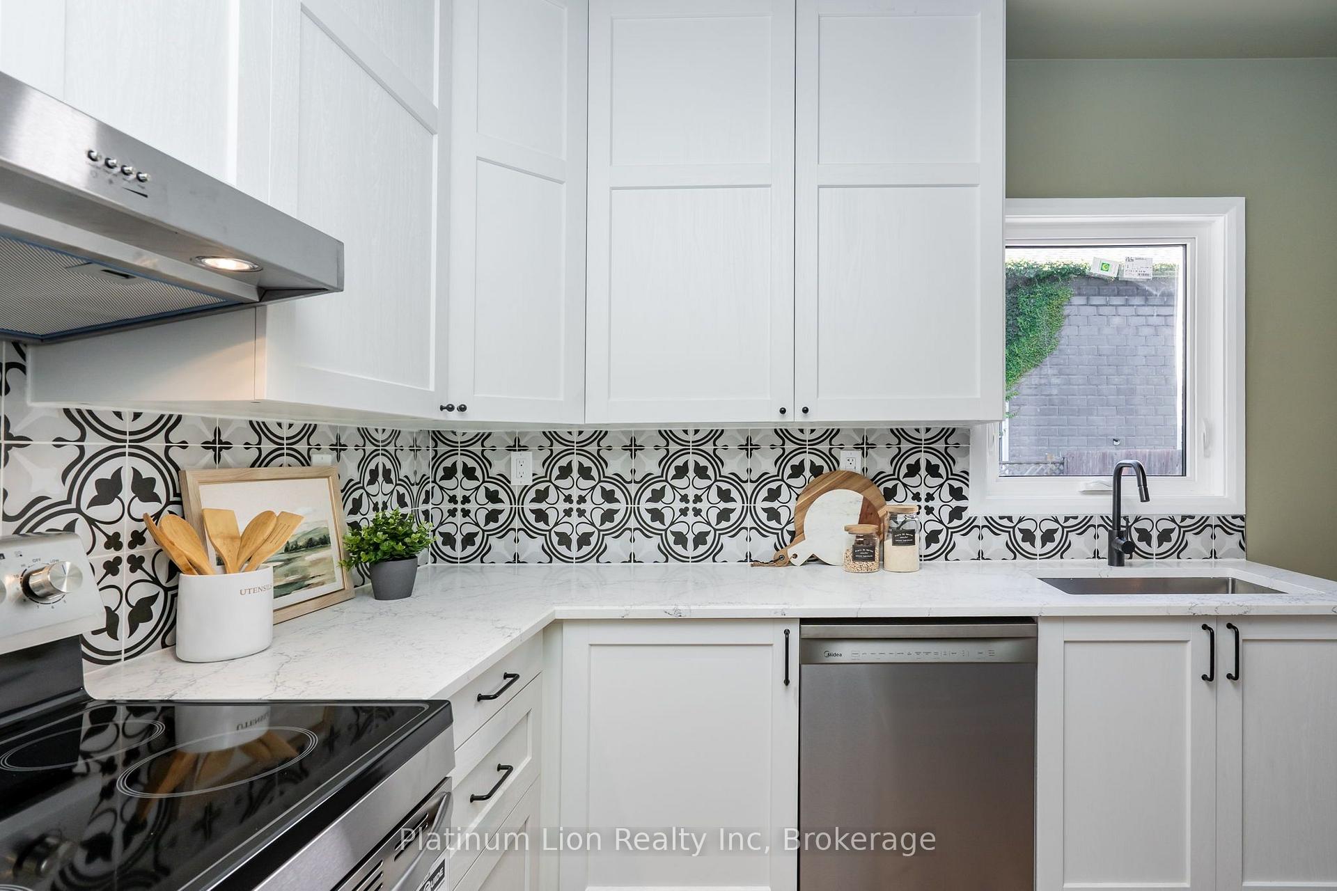 Photo 22 of 69 York Street, St. Catharines, Downtown — HOMEH