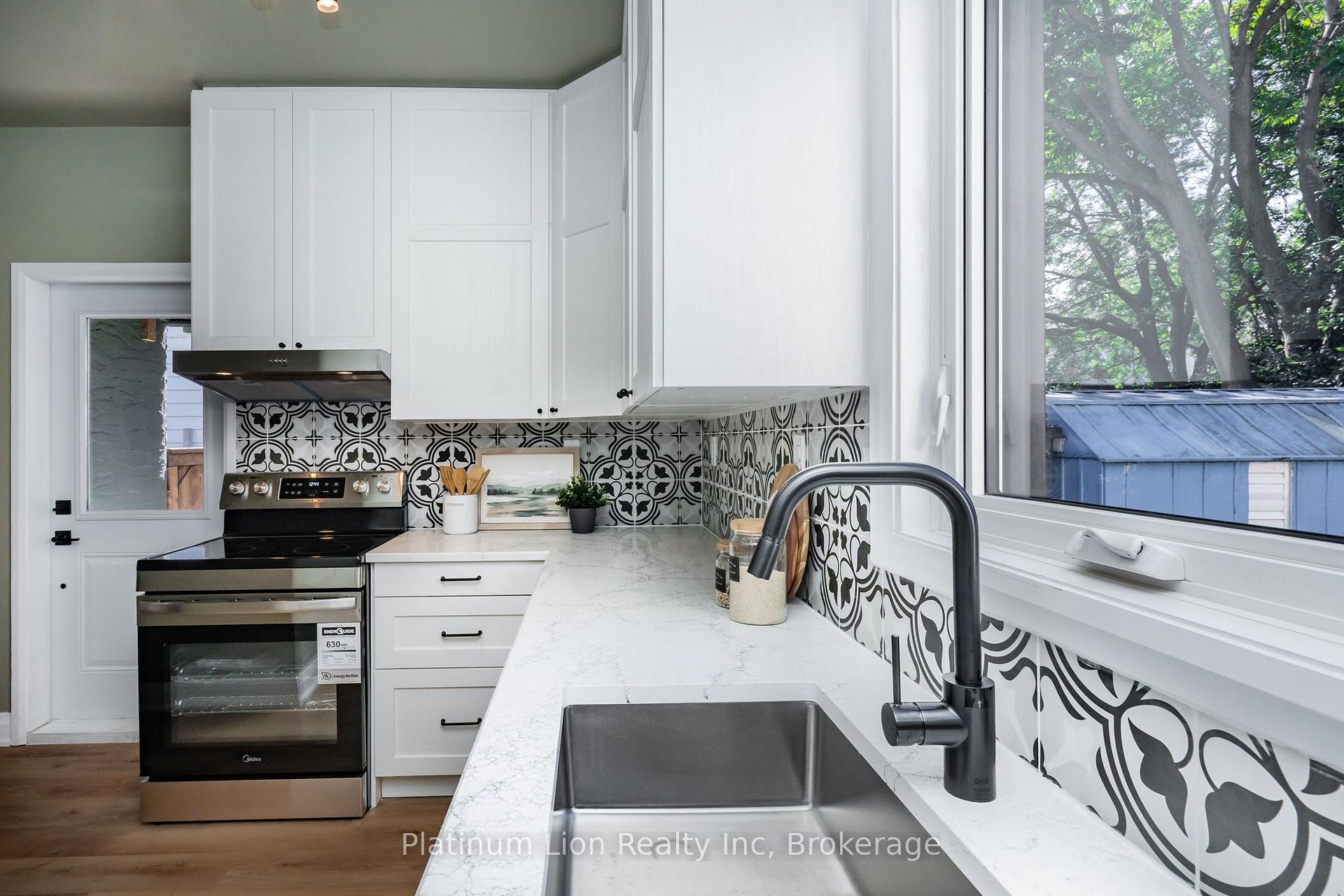 Photo 23 of 69 York Street, St. Catharines, Downtown — HOMEH