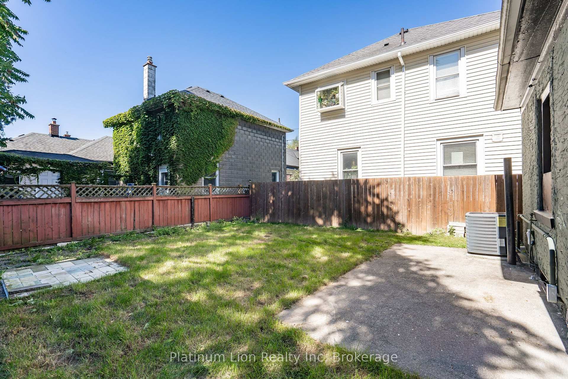 Photo 28 of 69 York Street, St. Catharines, Downtown — HOMEH