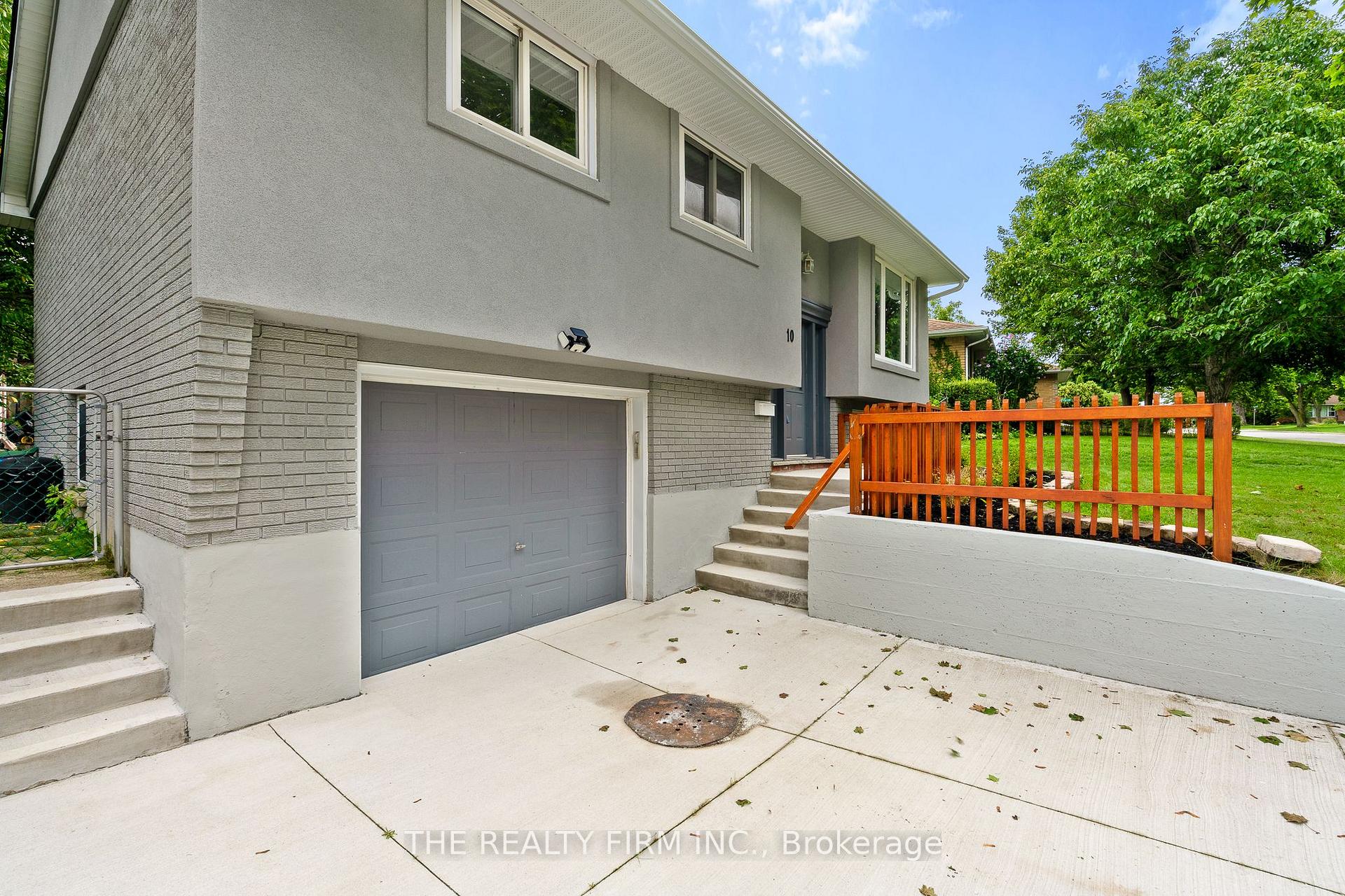 Photo 3 of 10 Afton Road, London, South T — HOMEH