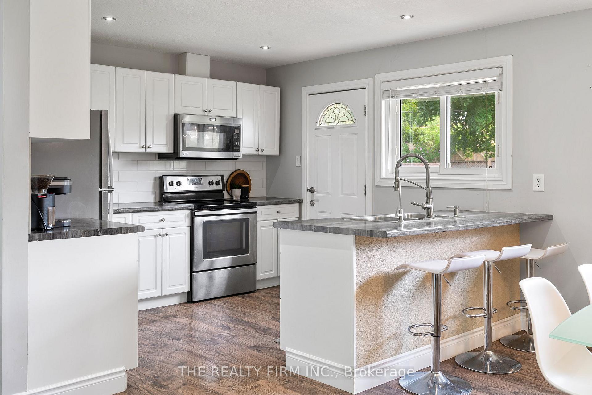Photo 9 of 10 Afton Road, London, South T — HOMEH