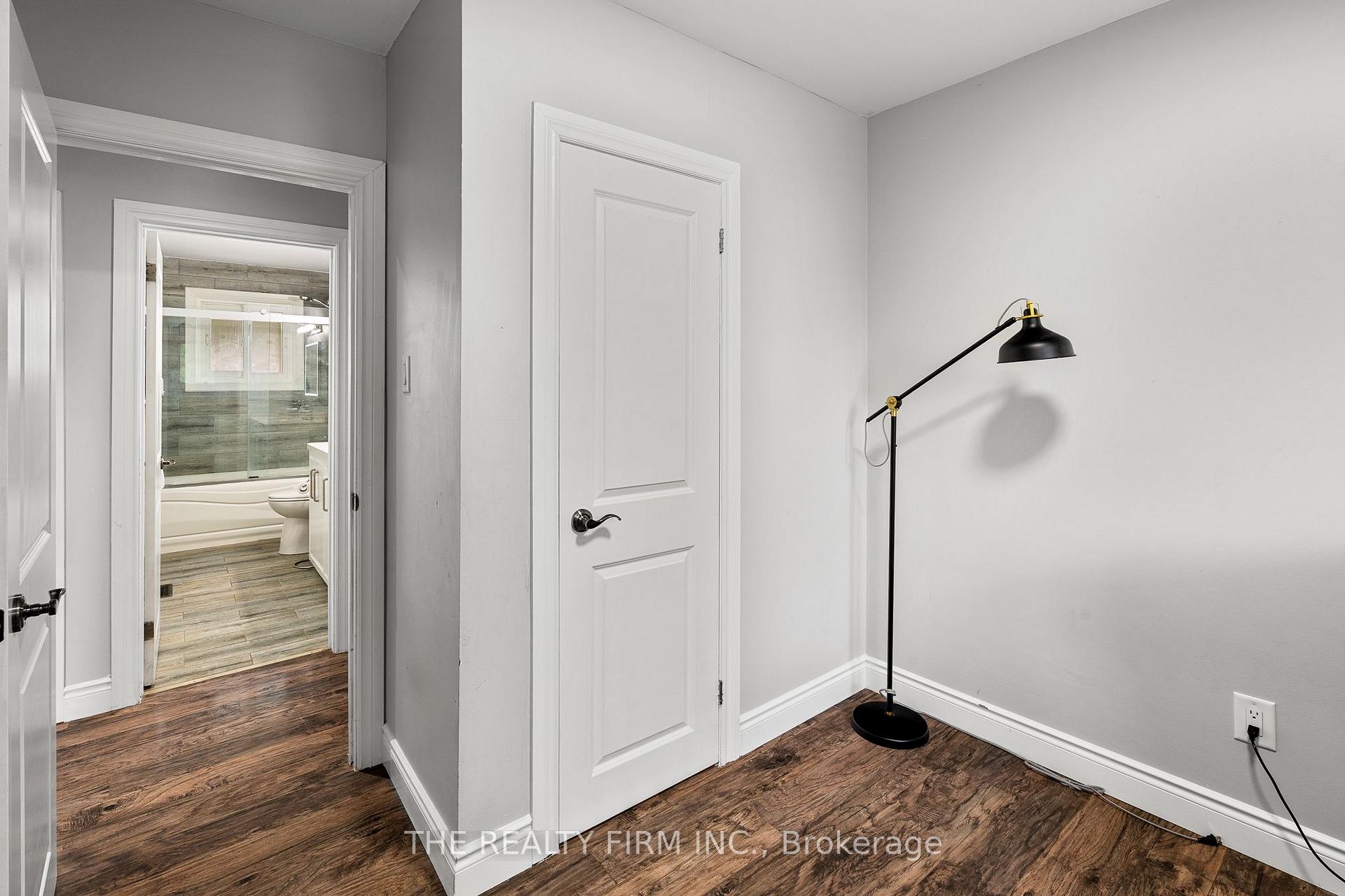 Photo 18 of 10 Afton Road, London, South T — HOMEH