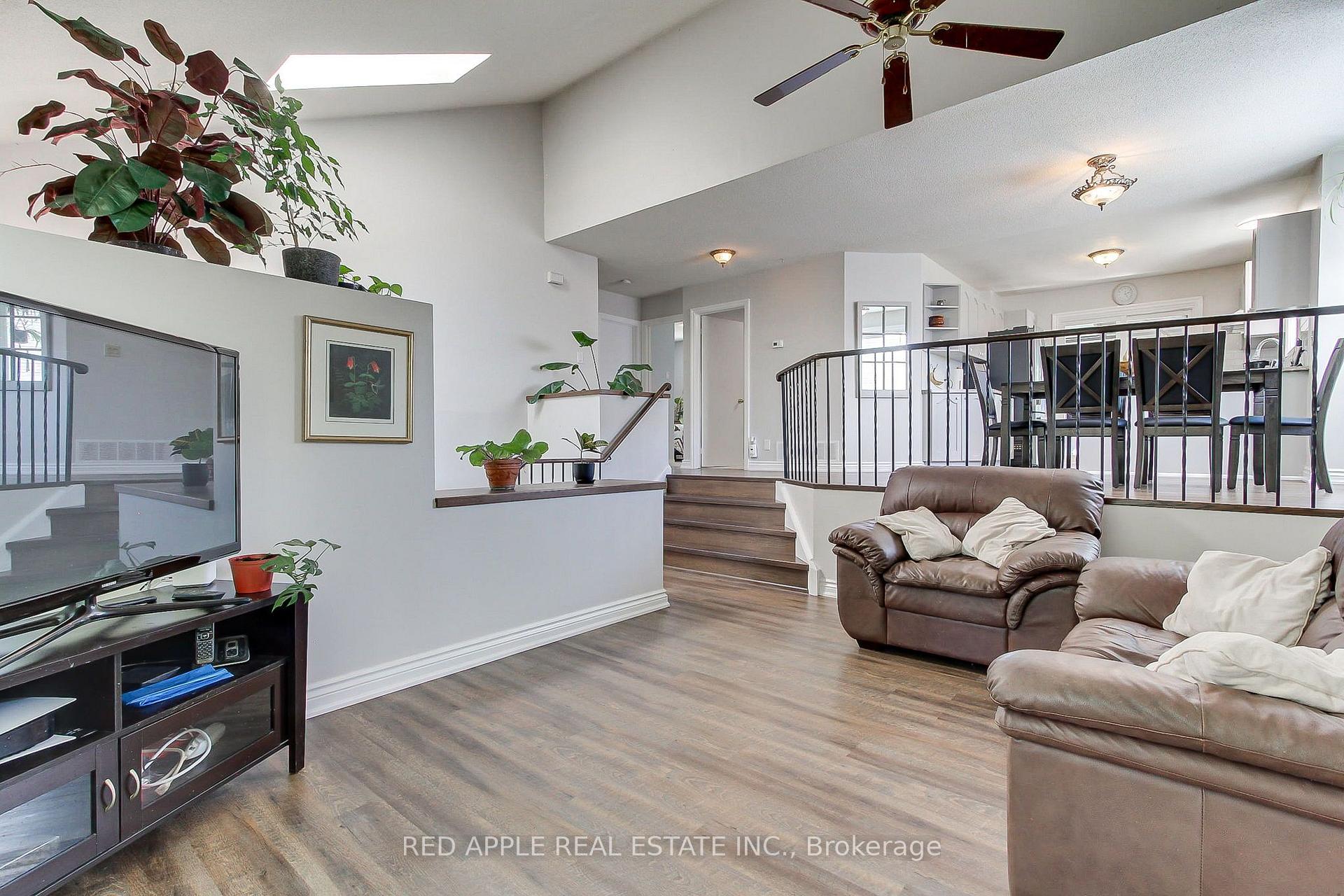 Photo 9 of 2277 Scythes Street, Innisfil, Stroud — HOMEH