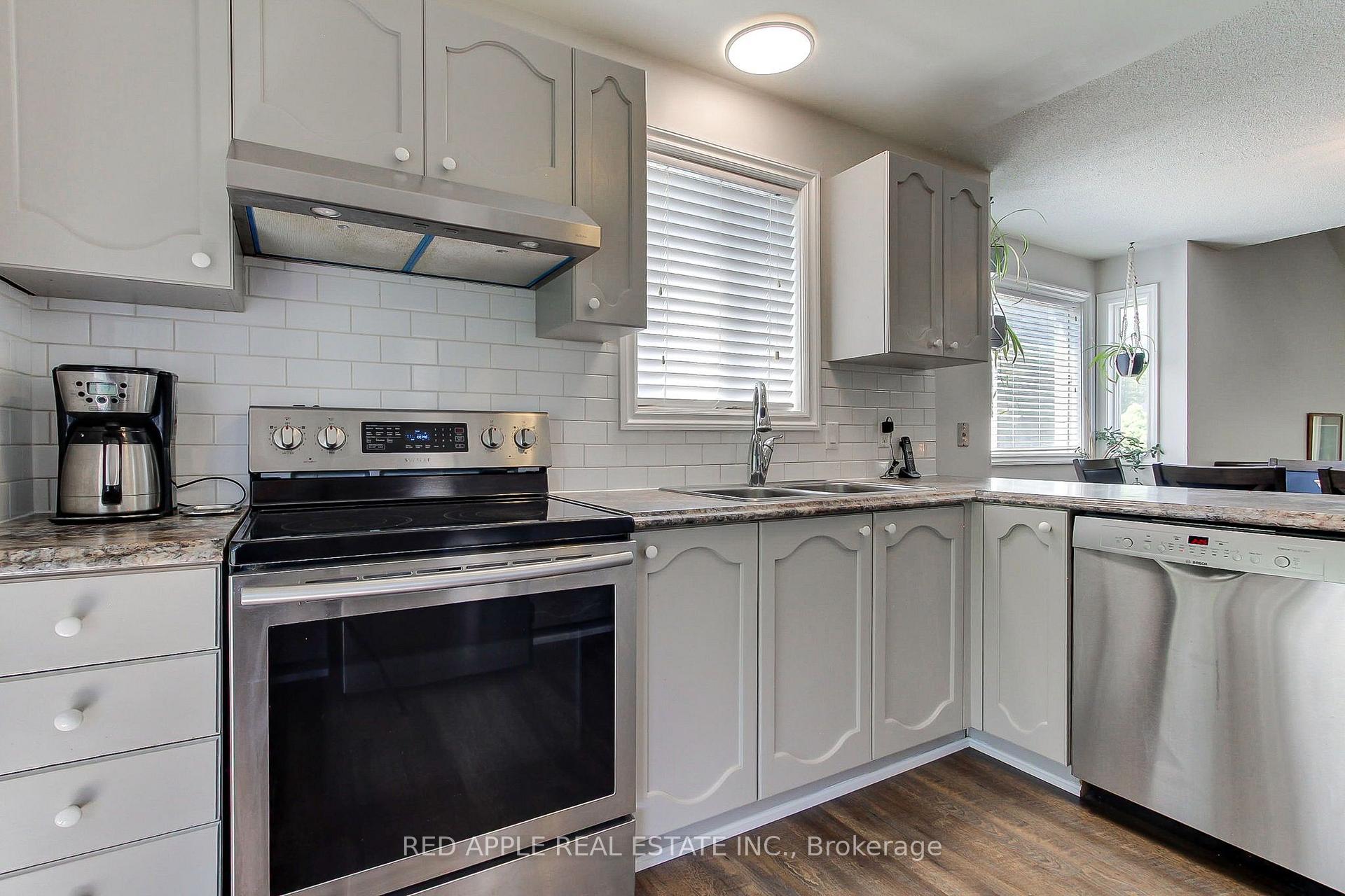 Photo 14 of 2277 Scythes Street, Innisfil, Stroud — HOMEH