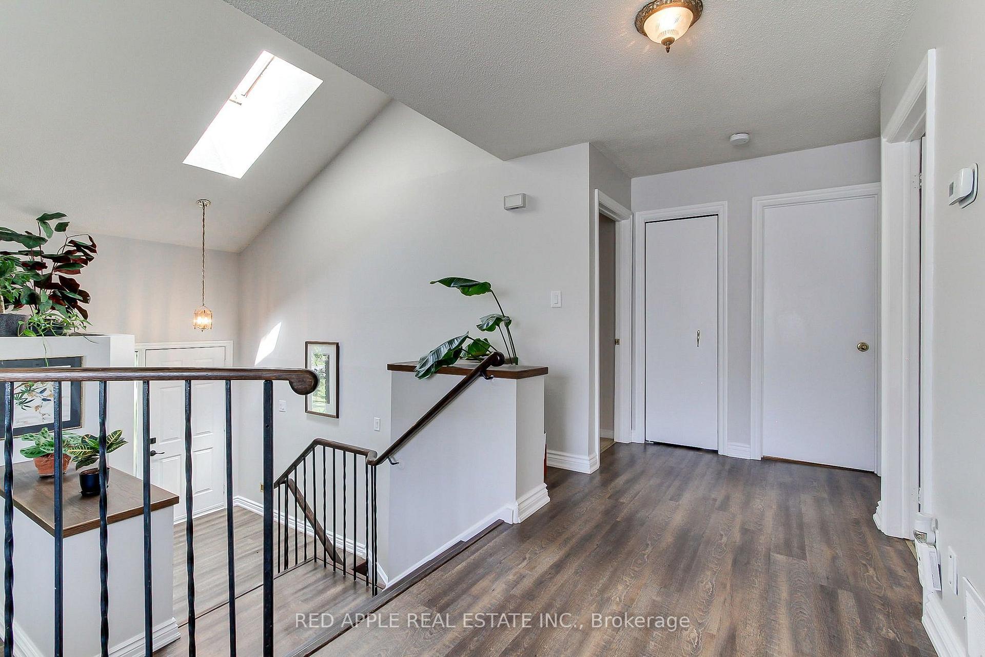 Photo 16 of 2277 Scythes Street, Innisfil, Stroud — HOMEH