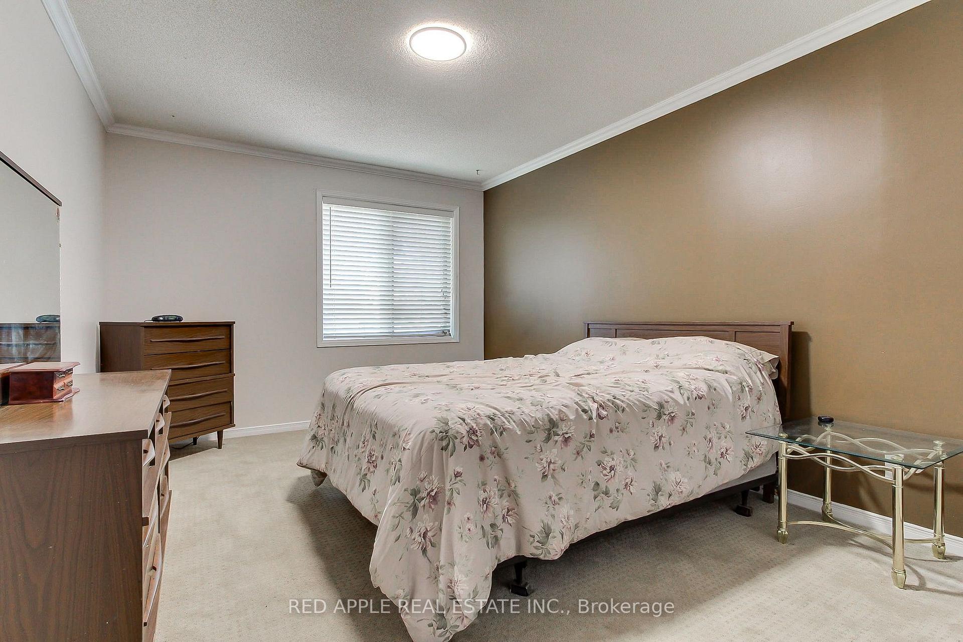 Photo 17 of 2277 Scythes Street, Innisfil, Stroud — HOMEH