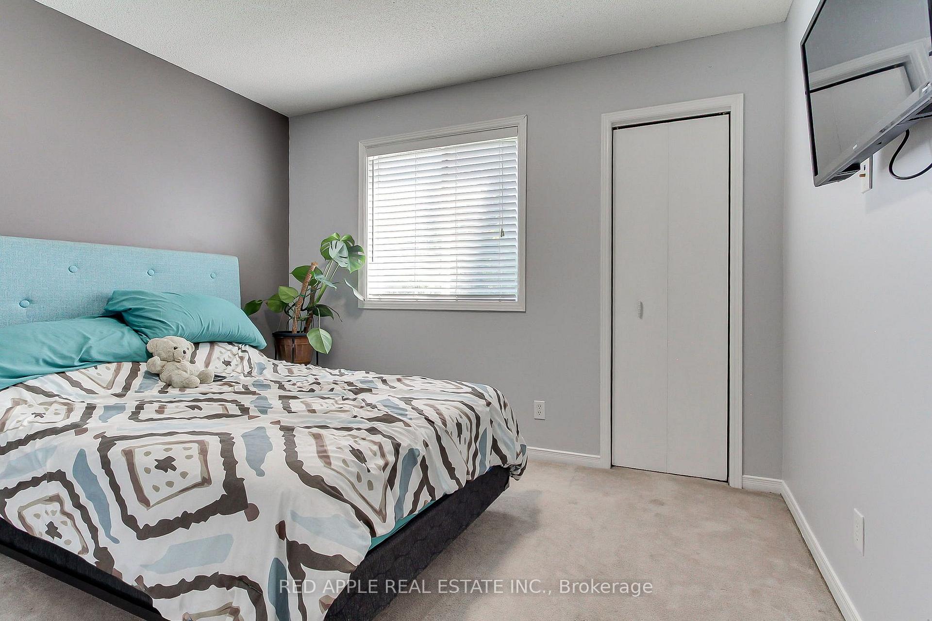 Photo 20 of 2277 Scythes Street, Innisfil, Stroud — HOMEH
