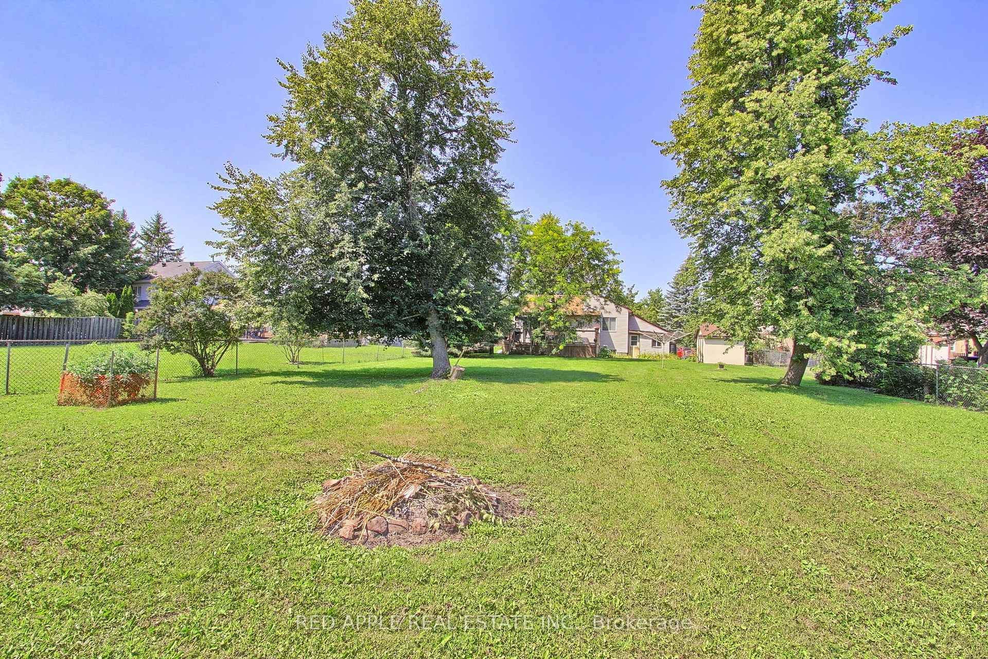 Photo 34 of 2277 Scythes Street, Innisfil, Stroud — HOMEH