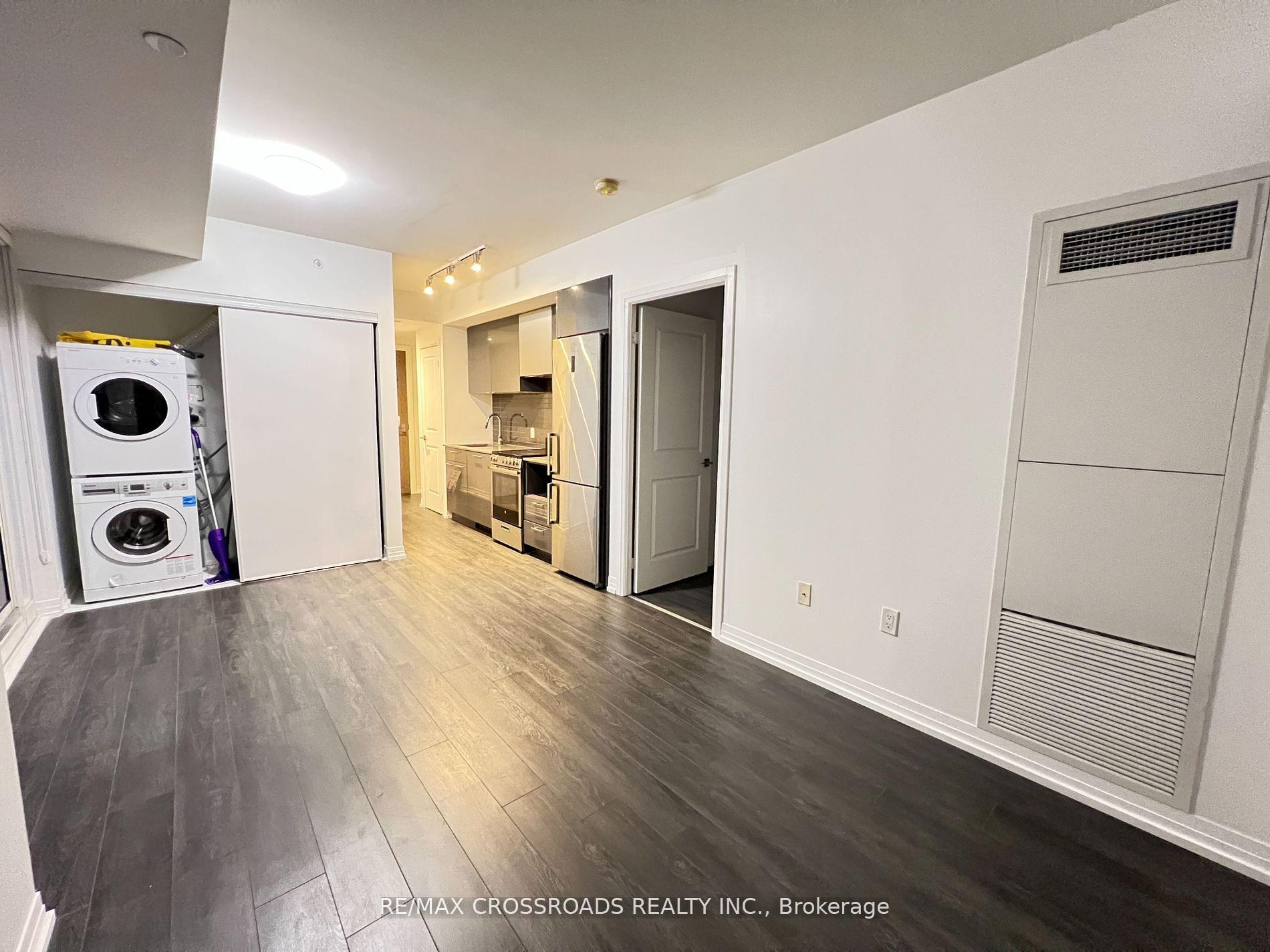Photo 6 of Unit 808, 200 Dundas Street E, Toronto, Moss Park — HOMEH