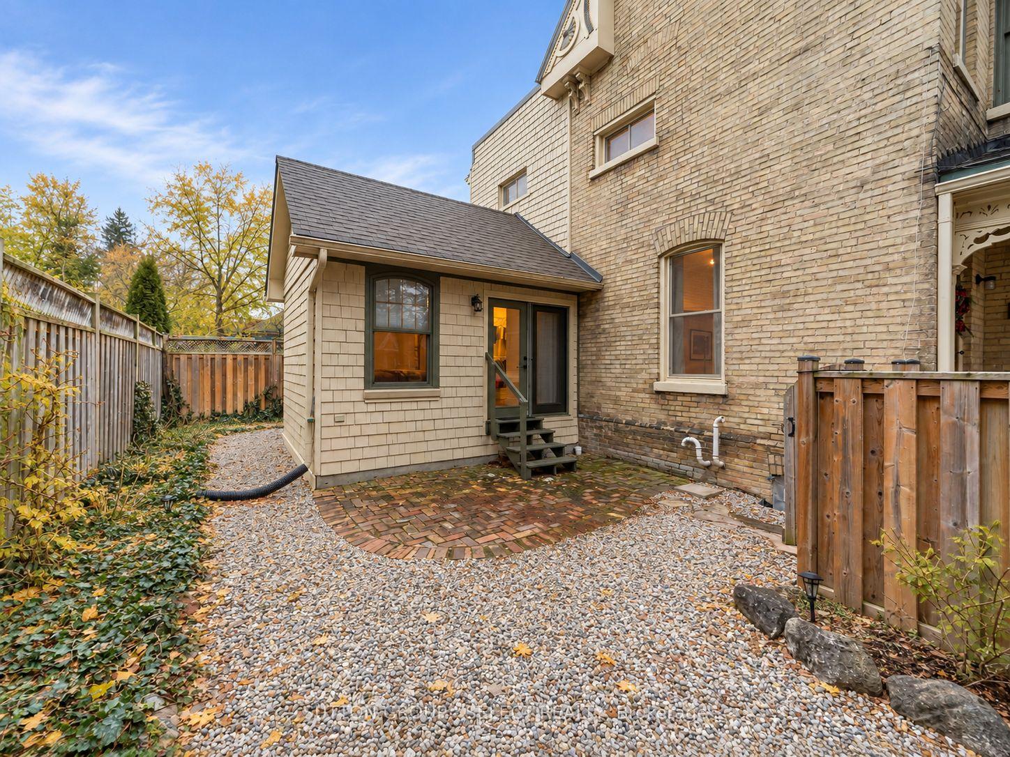 Photo 36 of 65 Bruce Street, London, South F — HOMEH