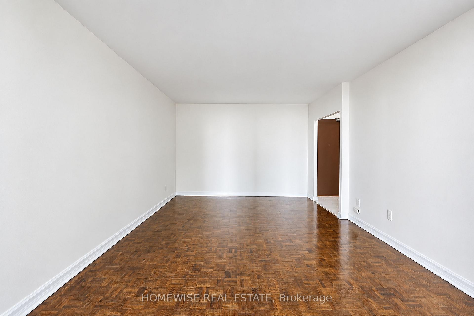 Photo 7 of Unit 610, 485 Kingston Road, Toronto, The Beaches — HOMEH