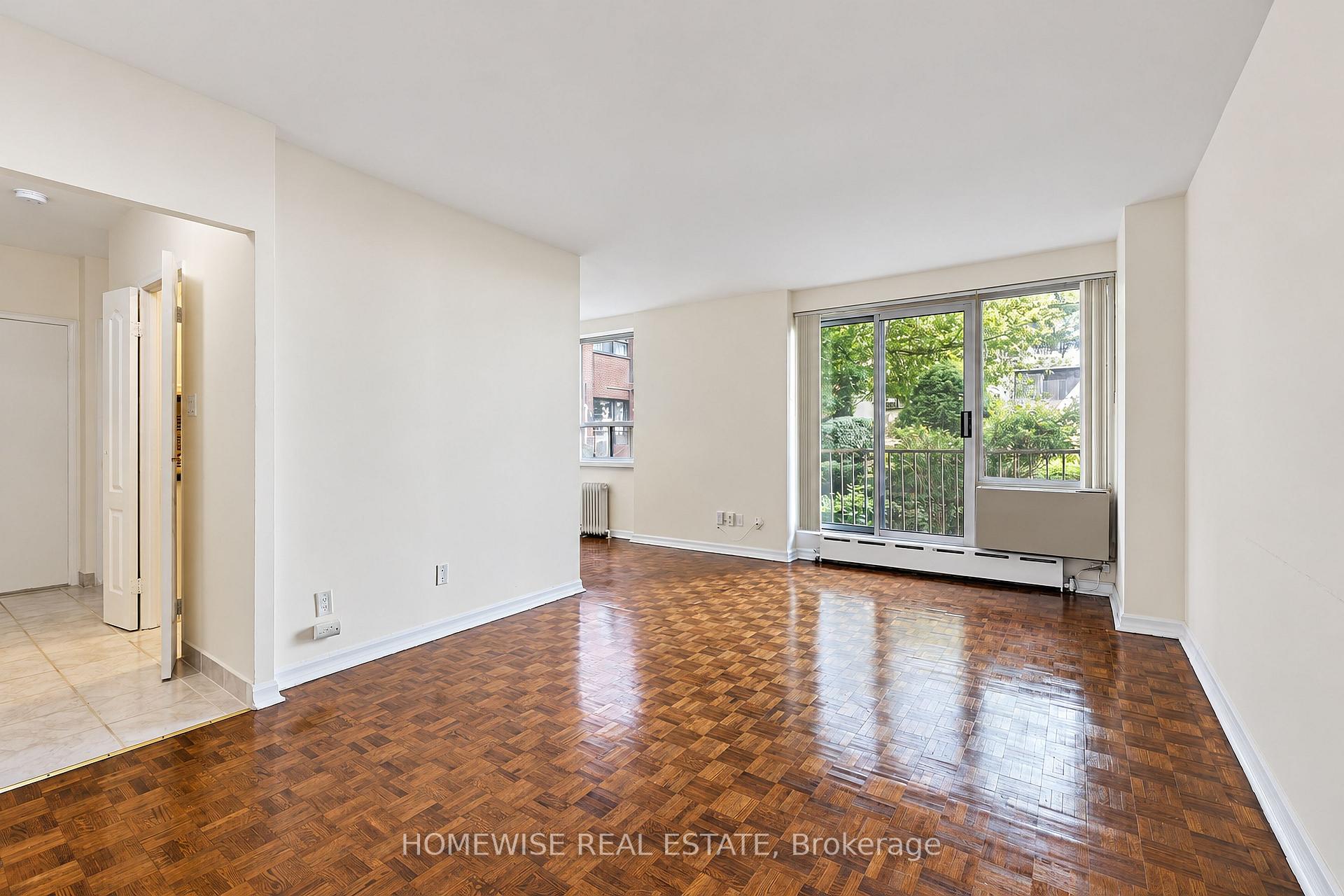 Photo 8 of Unit 610, 485 Kingston Road, Toronto, The Beaches — HOMEH