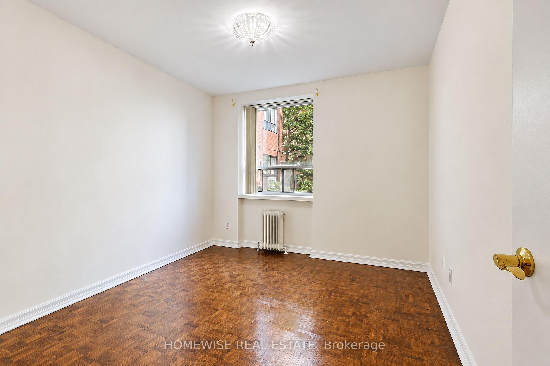 Photo 9 of Unit 610, 485 Kingston Road, Toronto, The Beaches — HOMEH