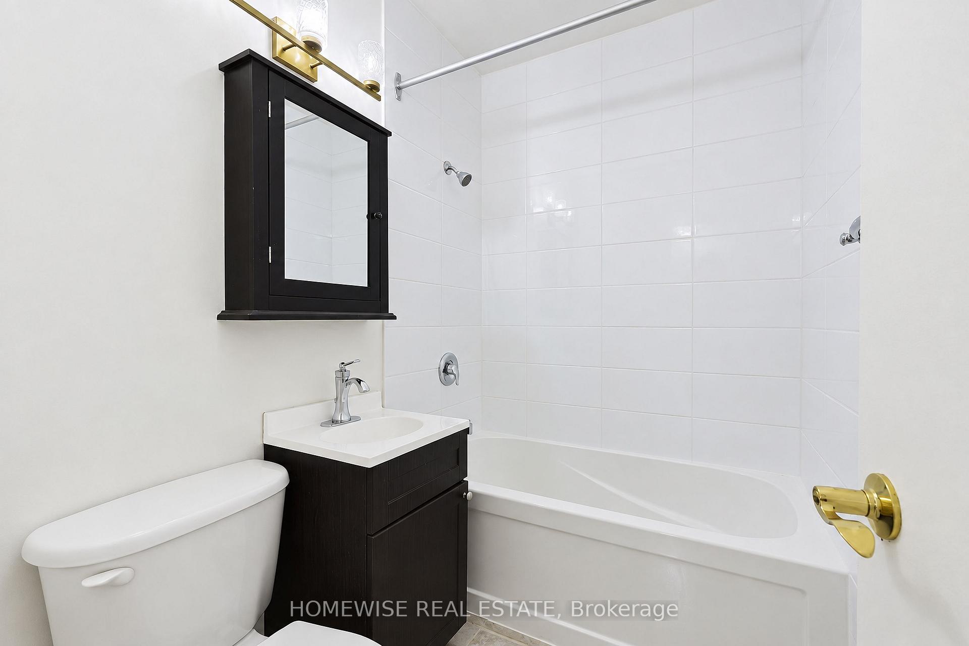 Photo 11 of Unit 610, 485 Kingston Road, Toronto, The Beaches — HOMEH