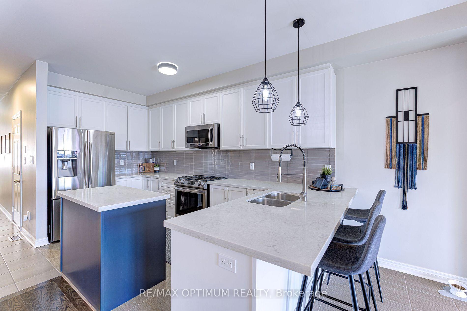 Photo 8 of 140 Sky Harbour Drive, Brampton, Bram West — HOMEH