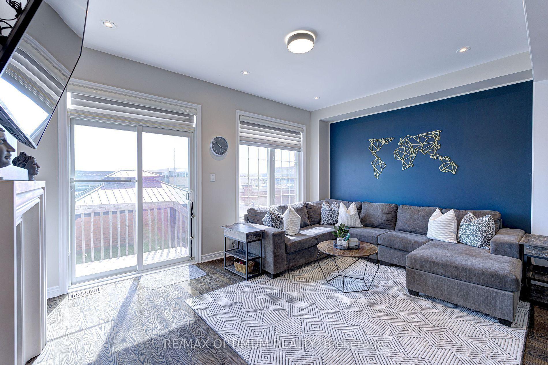 Photo 17 of 140 Sky Harbour Drive, Brampton, Bram West — HOMEH