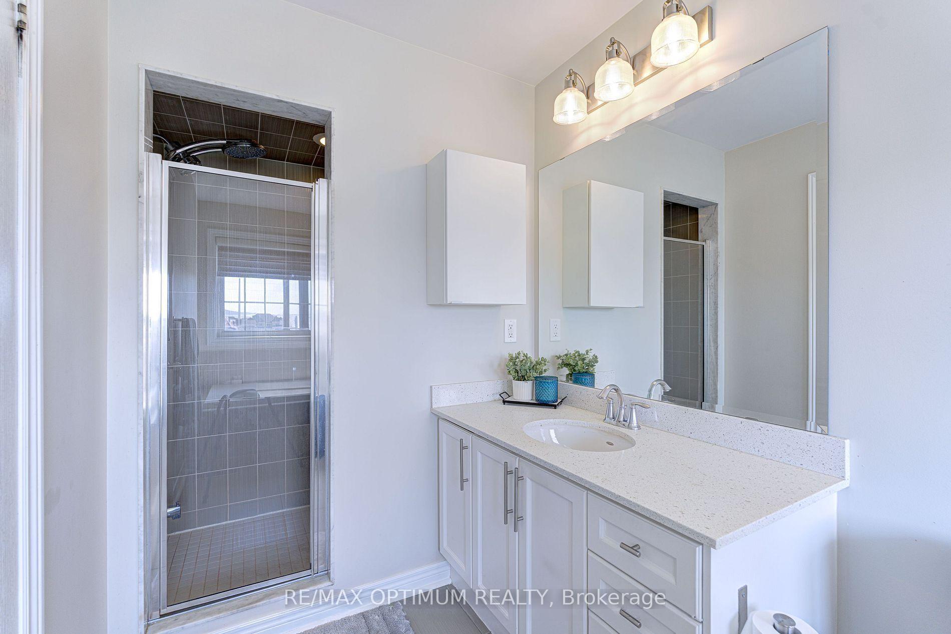 Photo 26 of 140 Sky Harbour Drive, Brampton, Bram West — HOMEH