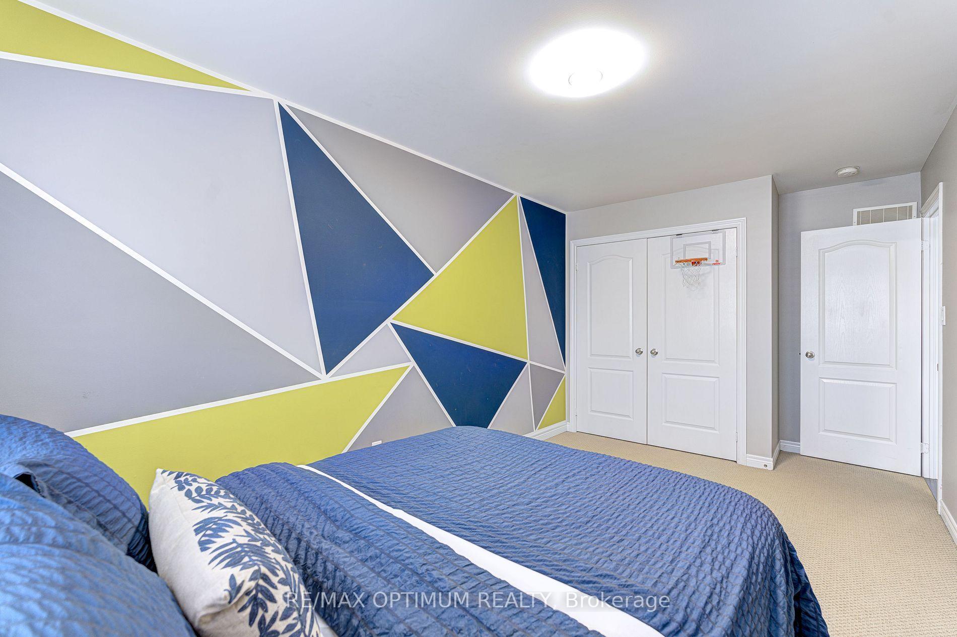 Photo 29 of 140 Sky Harbour Drive, Brampton, Bram West — HOMEH