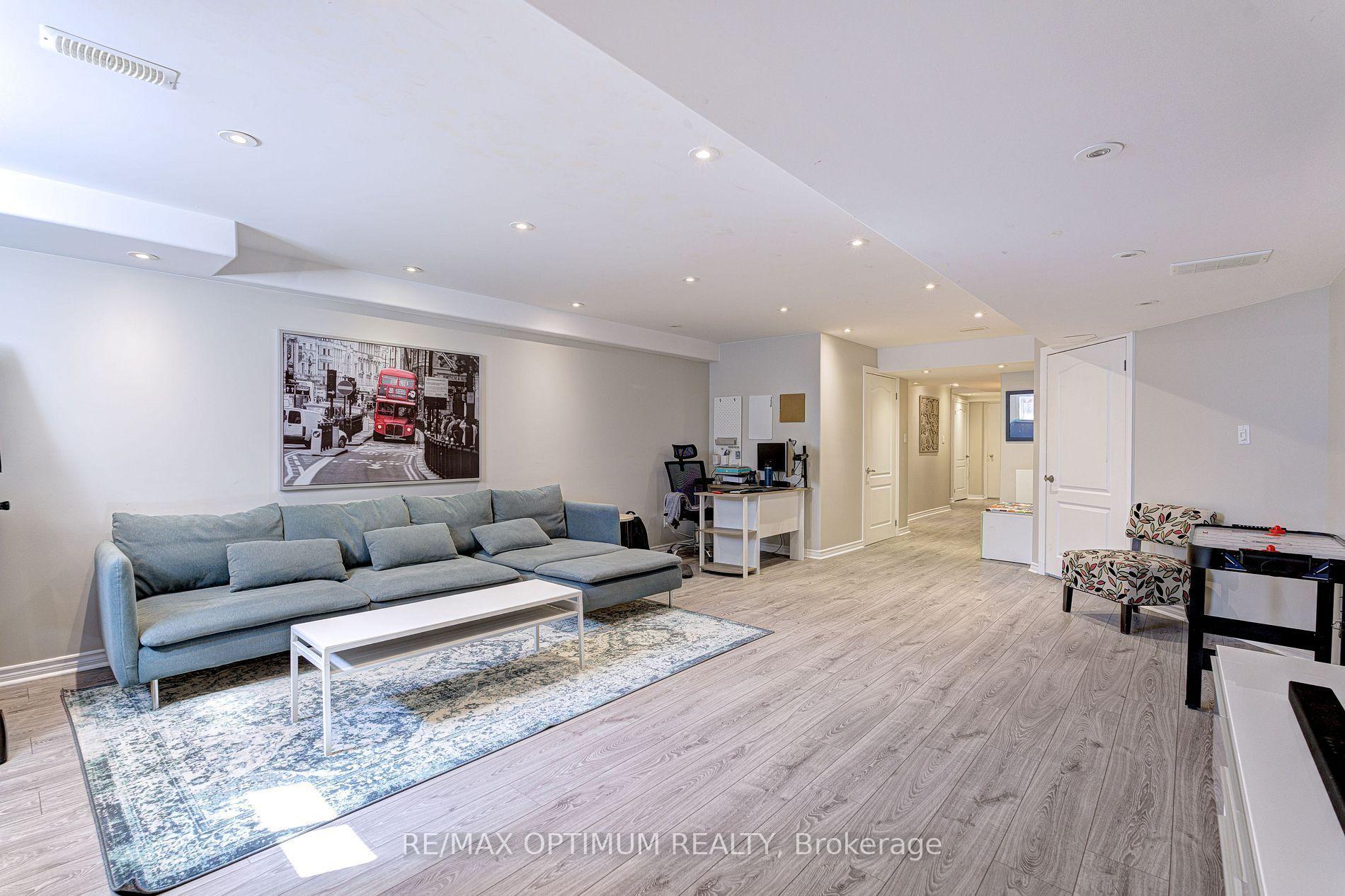 Photo 37 of 140 Sky Harbour Drive, Brampton, Bram West — HOMEH