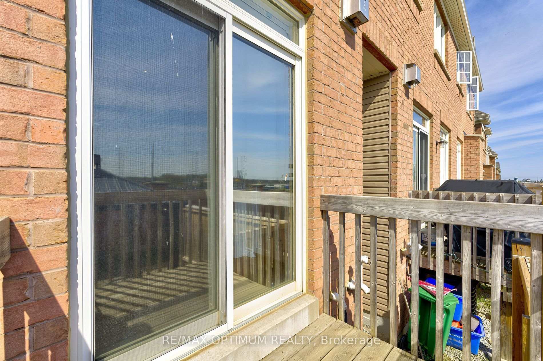 Photo 40 of 140 Sky Harbour Drive, Brampton, Bram West — HOMEH