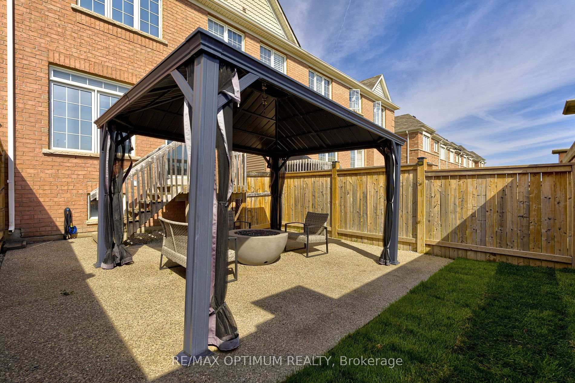 Photo 42 of 140 Sky Harbour Drive, Brampton, Bram West — HOMEH