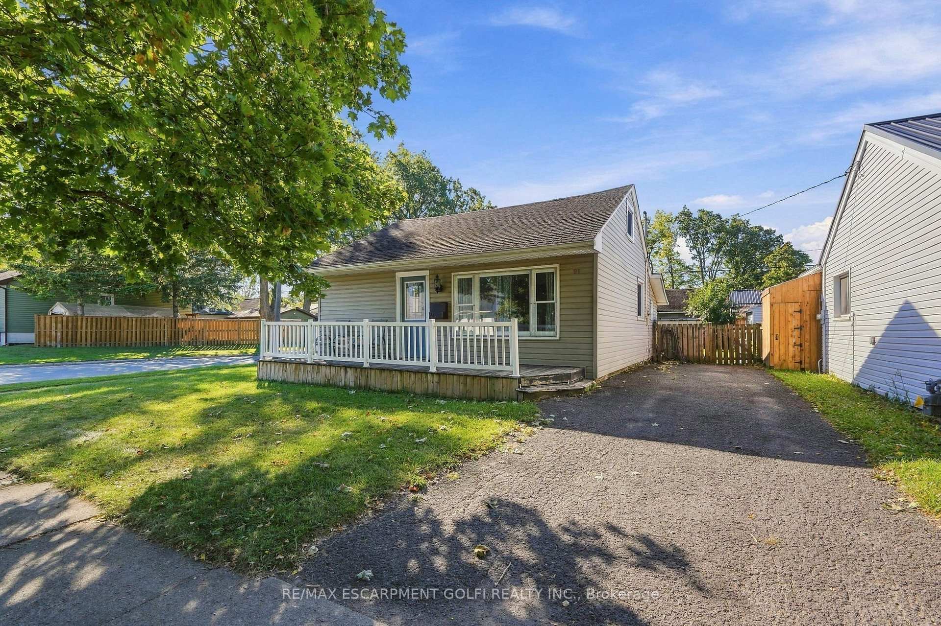 Photo 2 of 21 Exeter Avenue, Welland, Lincoln/Crowland — HOMEH