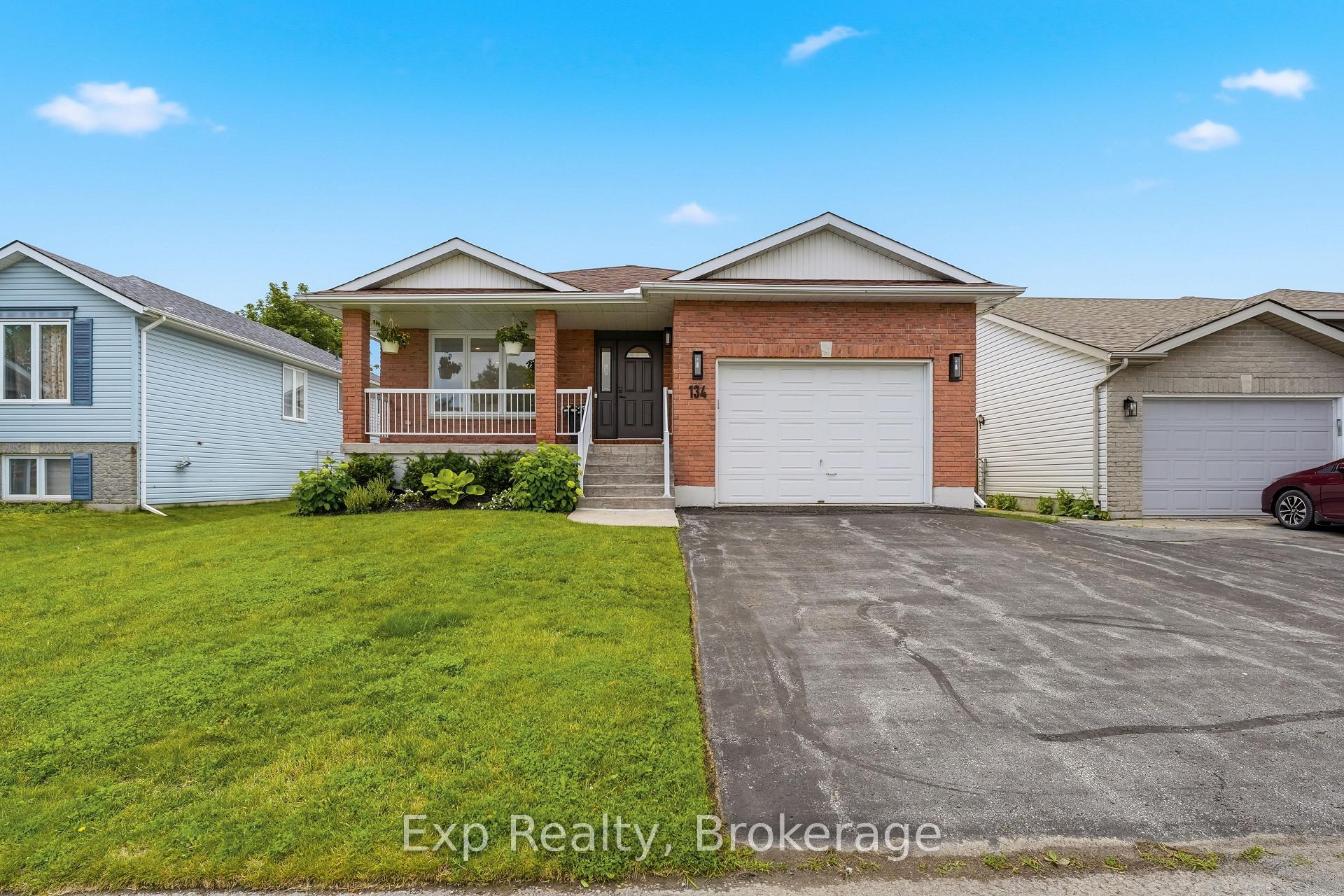 Photo 3 of 134 Finch Drive, Belleville, Belleville Ward — HOMEH