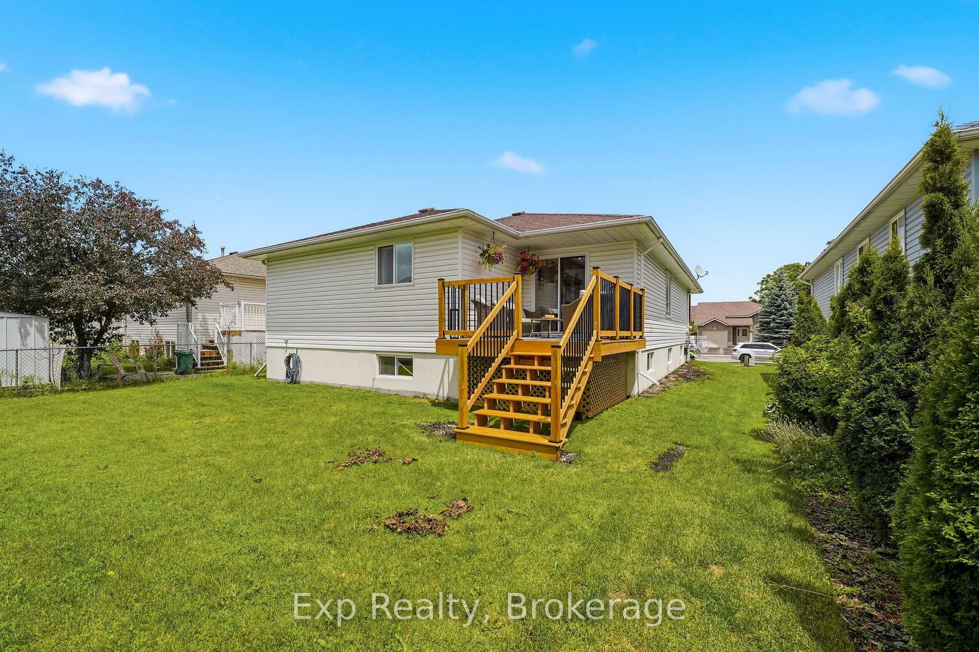 Photo 39 of 134 Finch Drive, Belleville, Belleville Ward — HOMEH